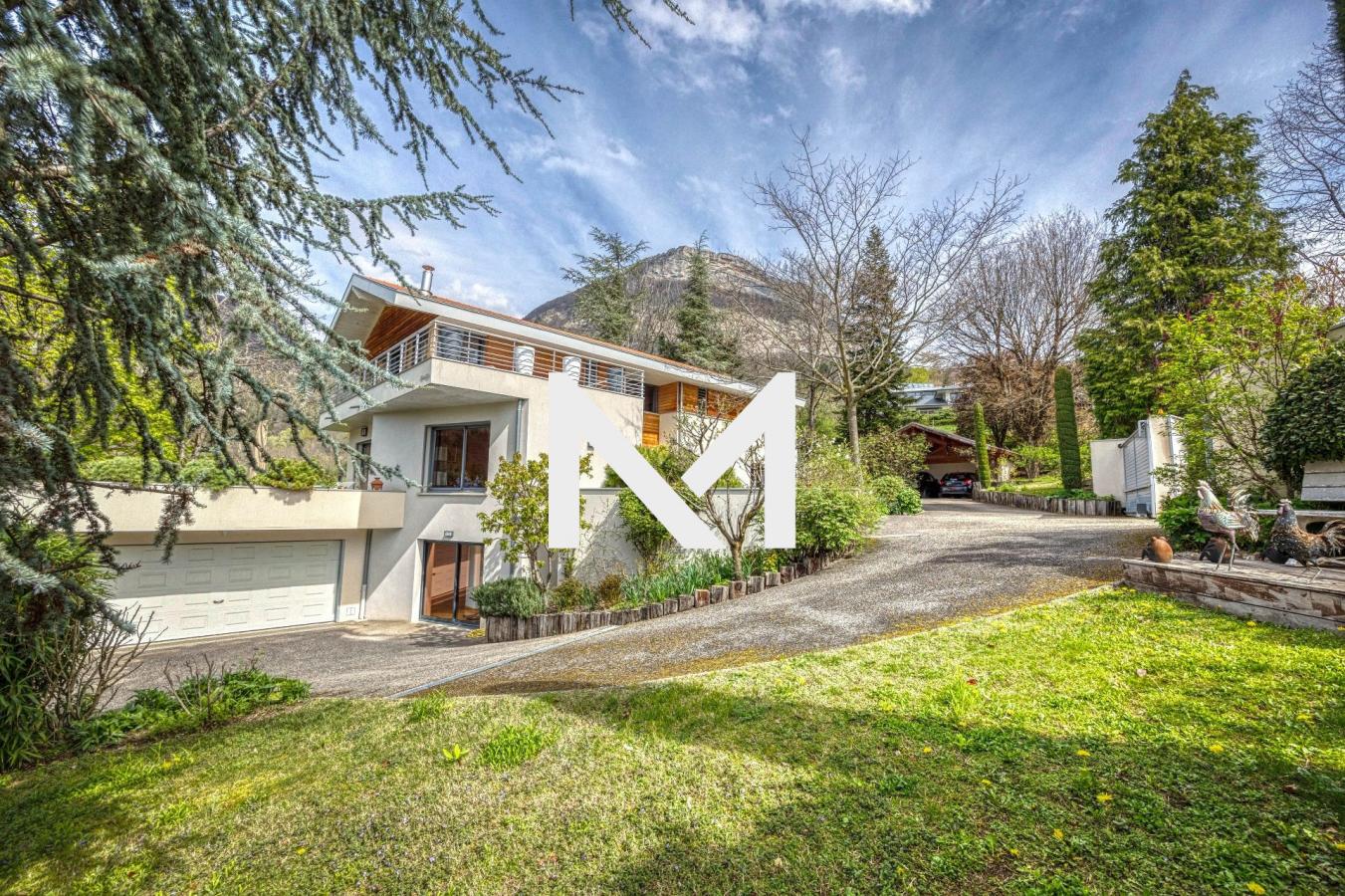 CORENC, Villa contemporaine idéalement située - Photo 1