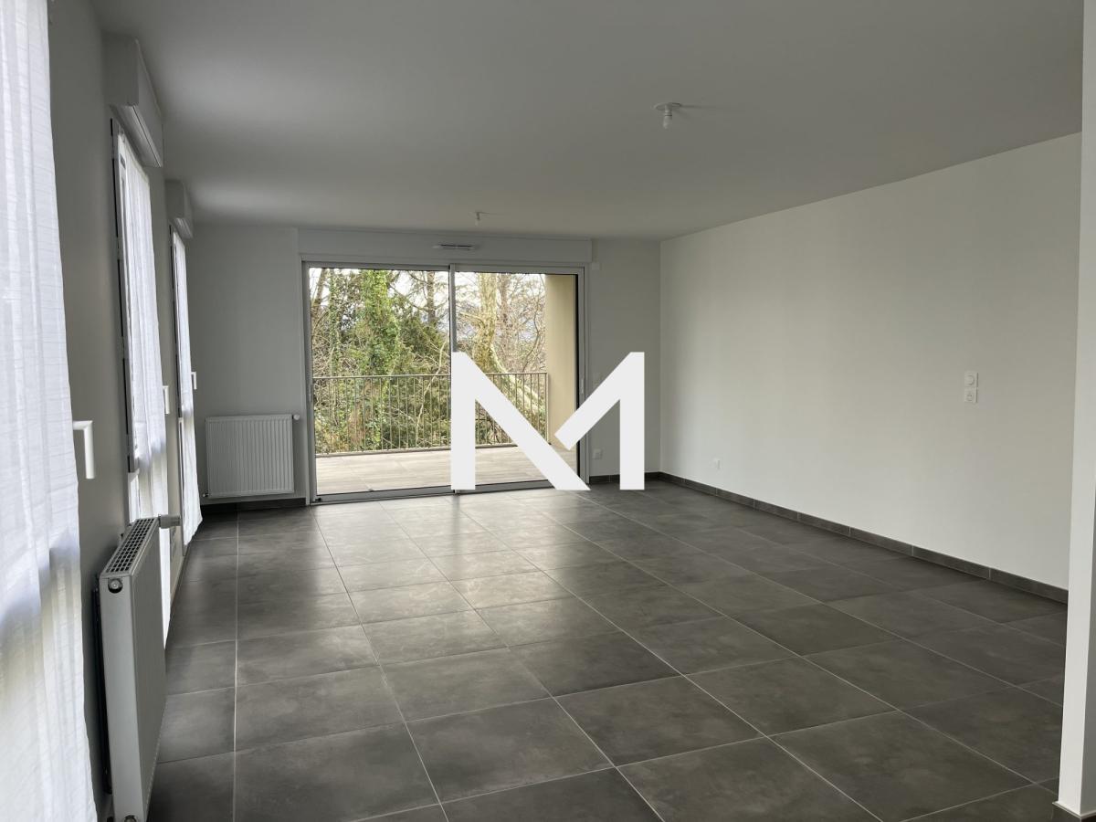 CLAIX - CLOS GARDEN - T4 AVEC TERRASSE ET GARAGE DOUBLE - Photo 1