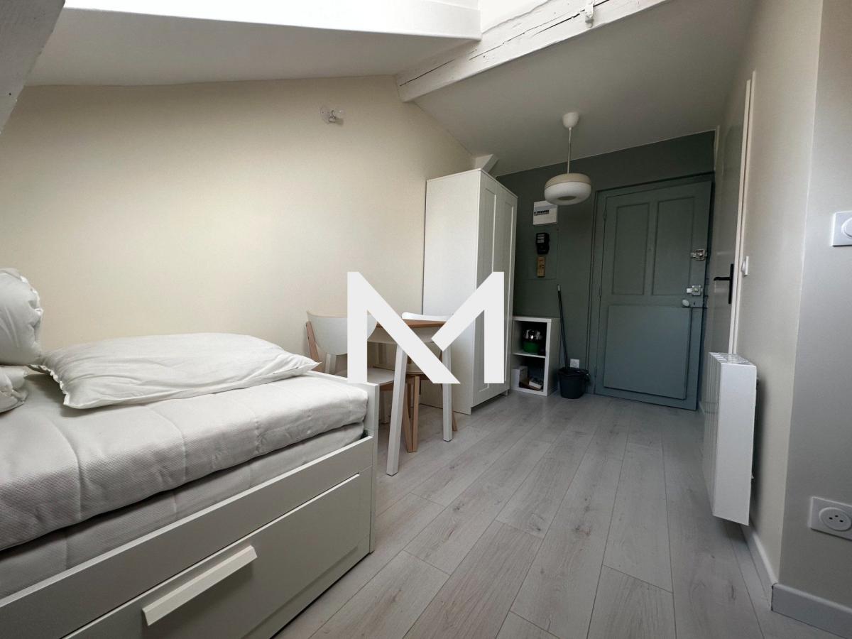 GRENOBLE FELIX VIALLET - RUE COLONEL DENFERT ROCHEREAU - STUDIO MEUBLE RENOVE - Photo 1