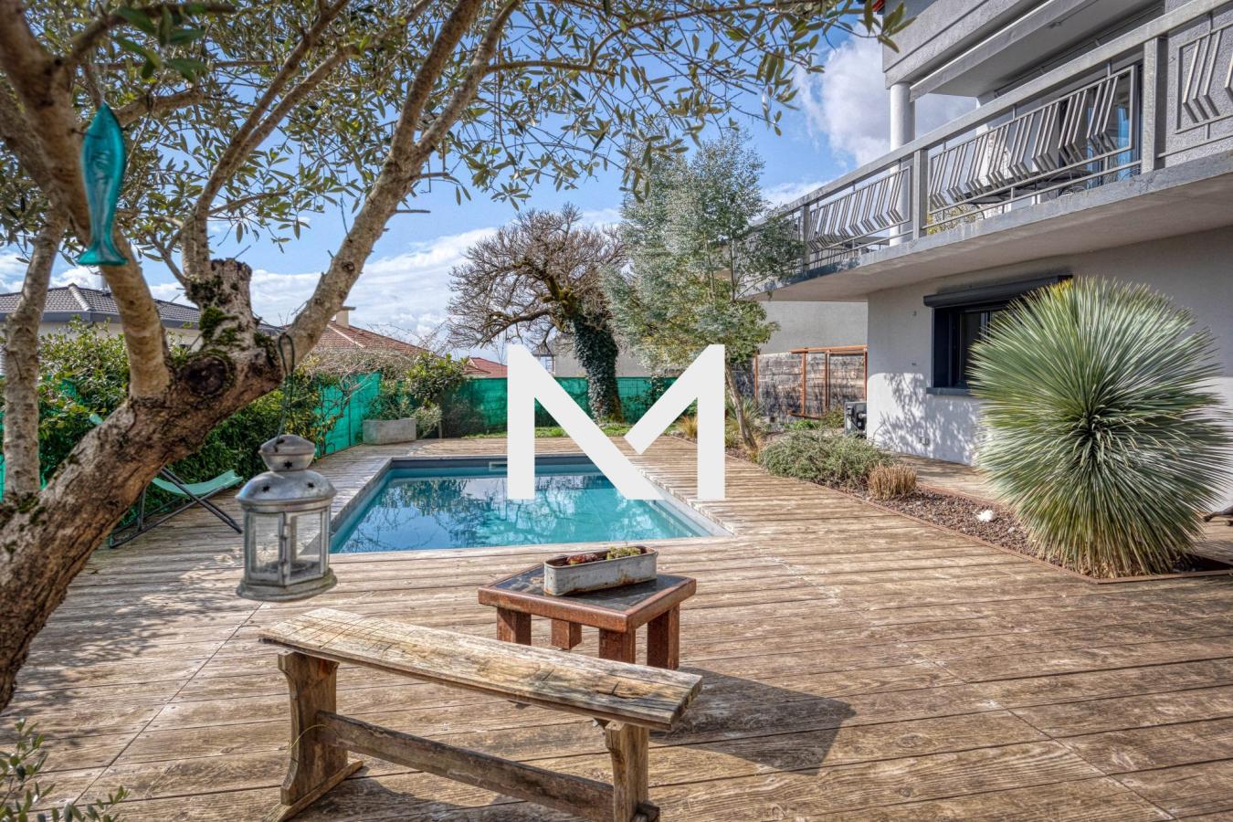 MAISON FAMILLIALE AVEC PISCINE - Photo 1