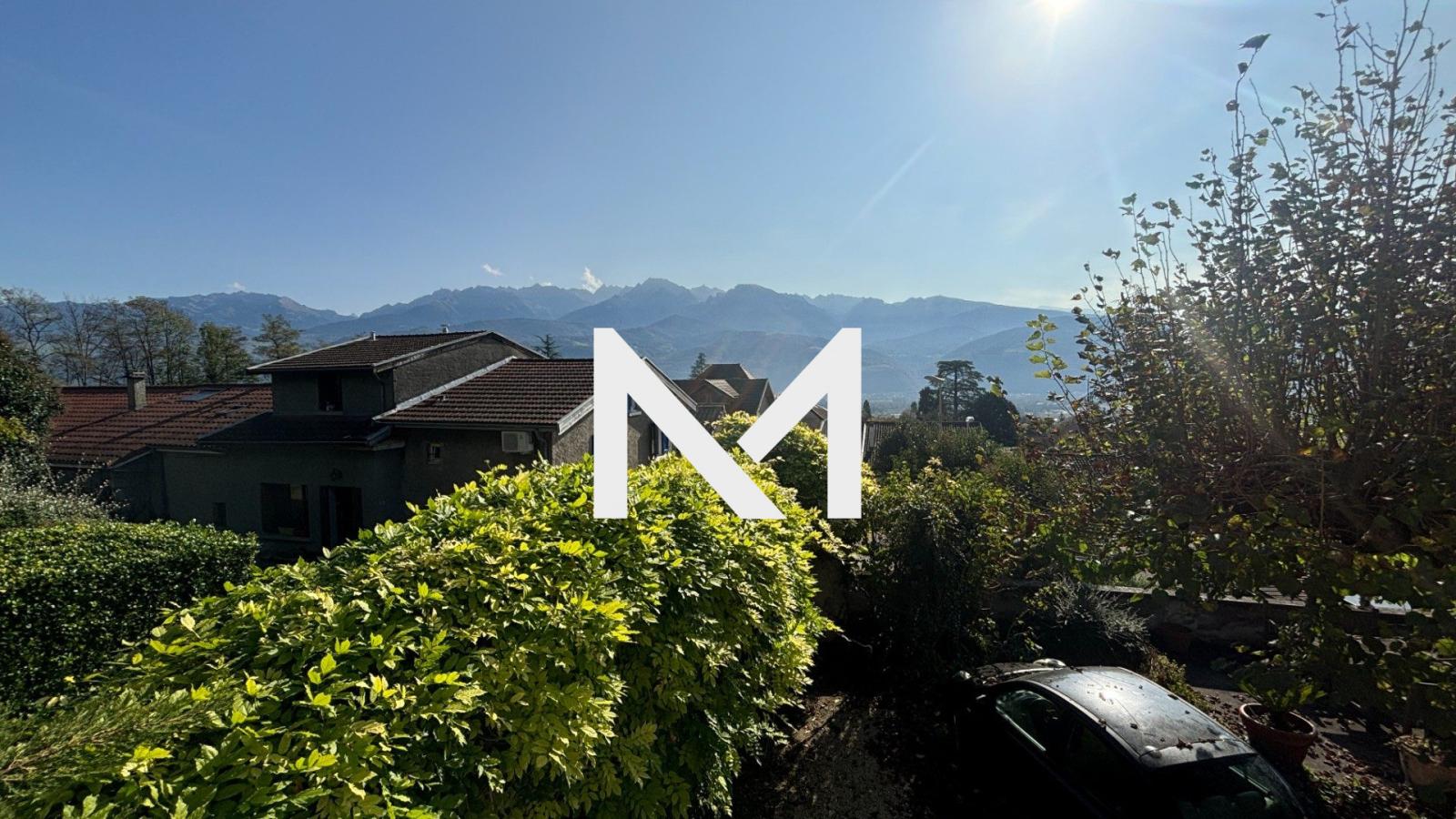 Biviers Maison en pierre Chemin du Boeuf - Photo 1