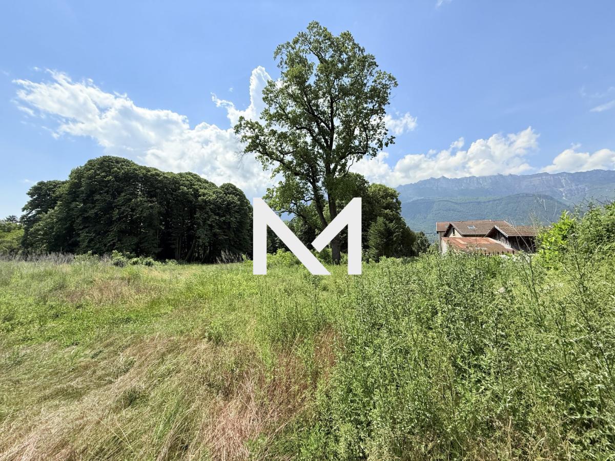 TERRAIN CONSTRUCTIBLE - GONCELIN - Photo 1