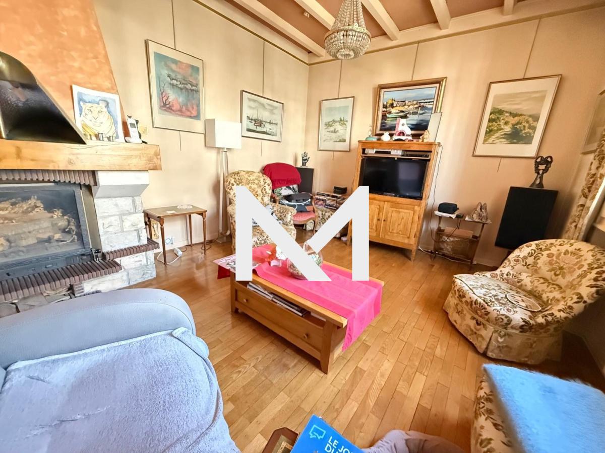 GRAND T2 (POSS T3) - ETAGE ELEVE - BALCON SUD - POSS GARAGE - Photo 1