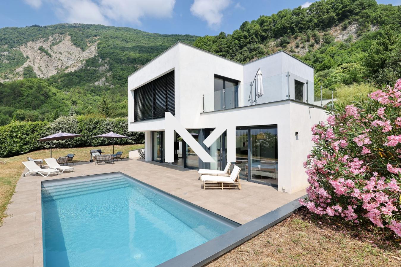 LA TRONCHE MAUBEC VILLA COMTEMPORAINE - Photo 1