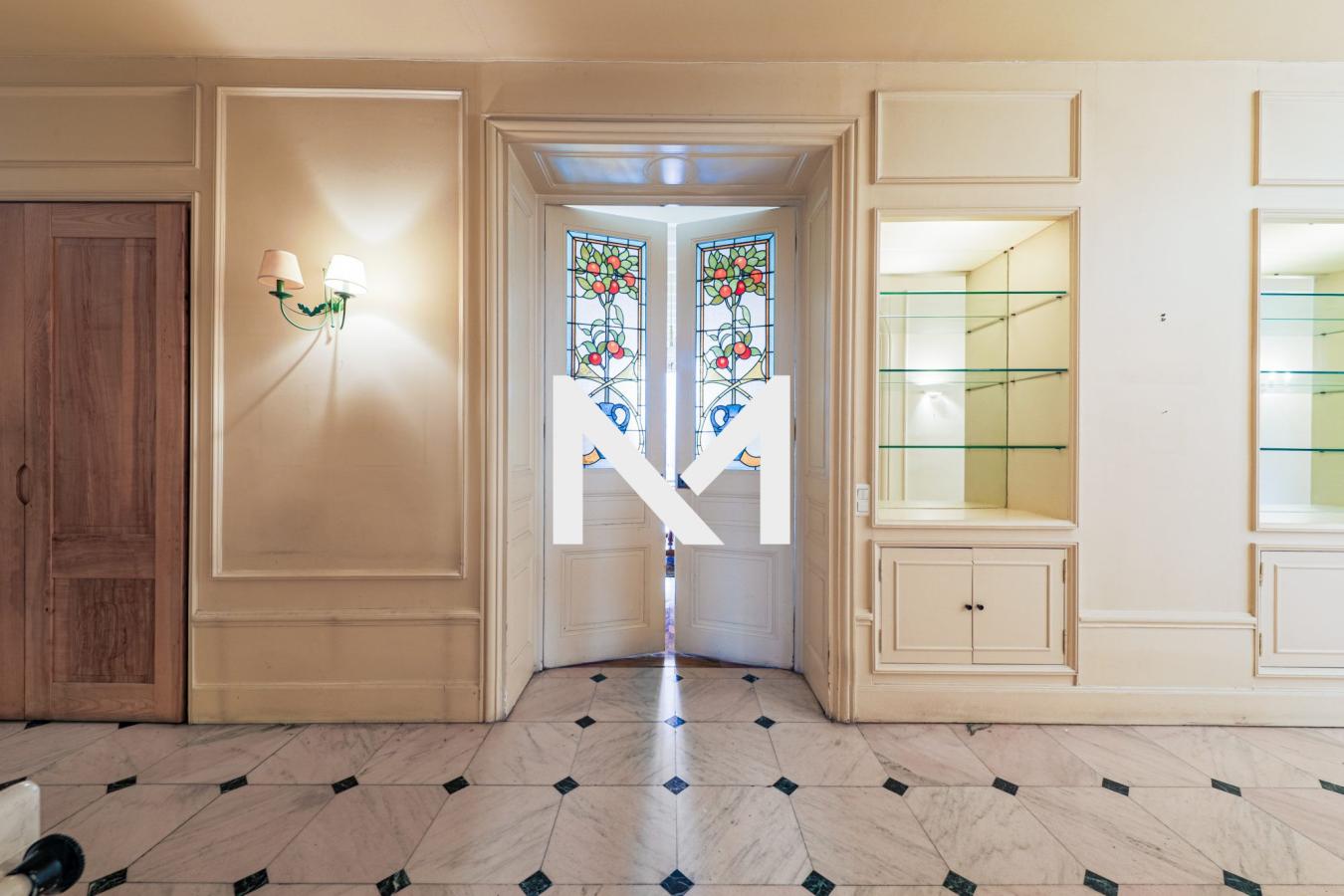 T5 Haussmannien Leon Martin - Photo 1