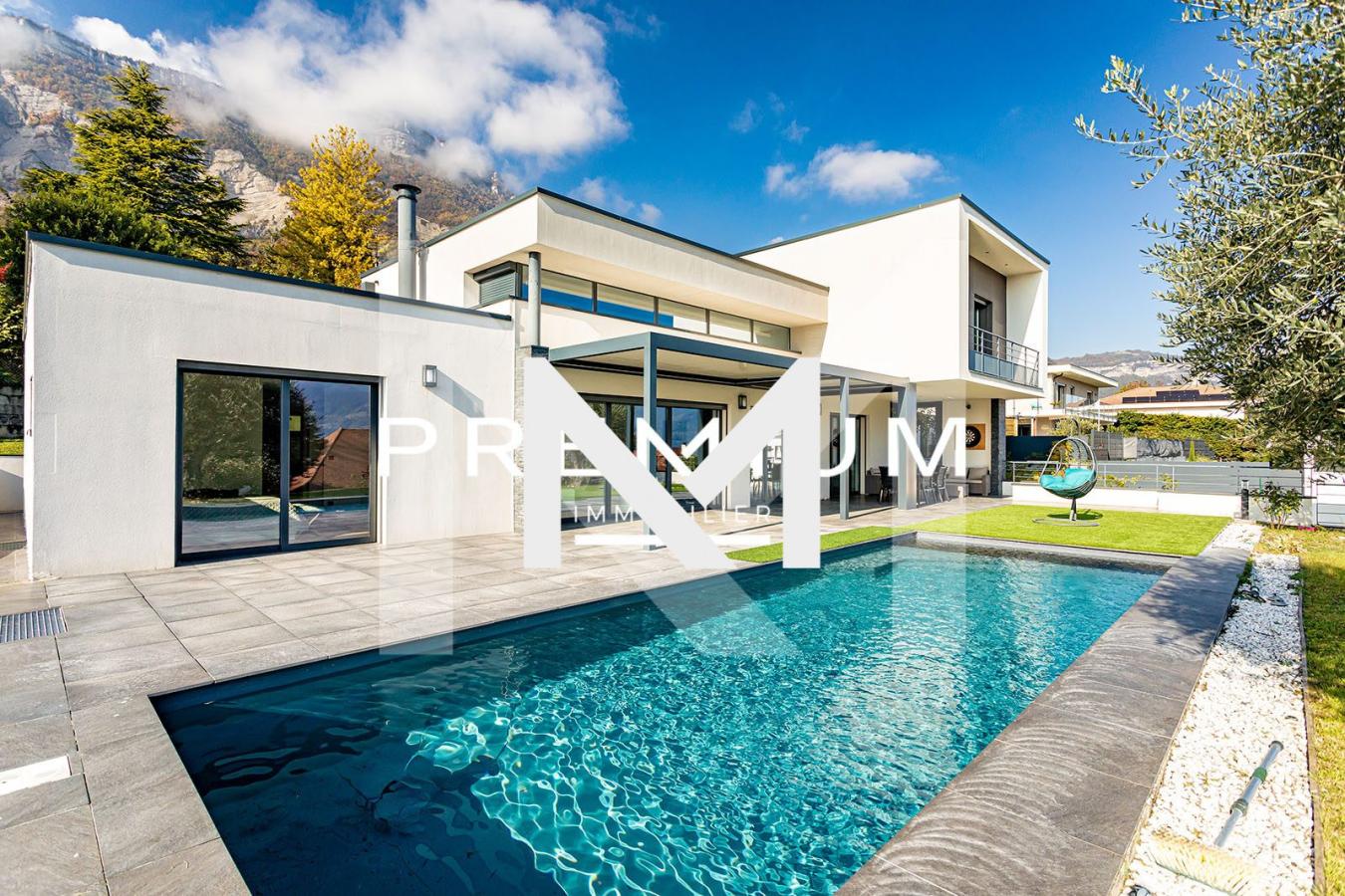 VILLA COMTEMPORAINE AVEC PISCINE - VUE BELLEDONNE - Photo 1