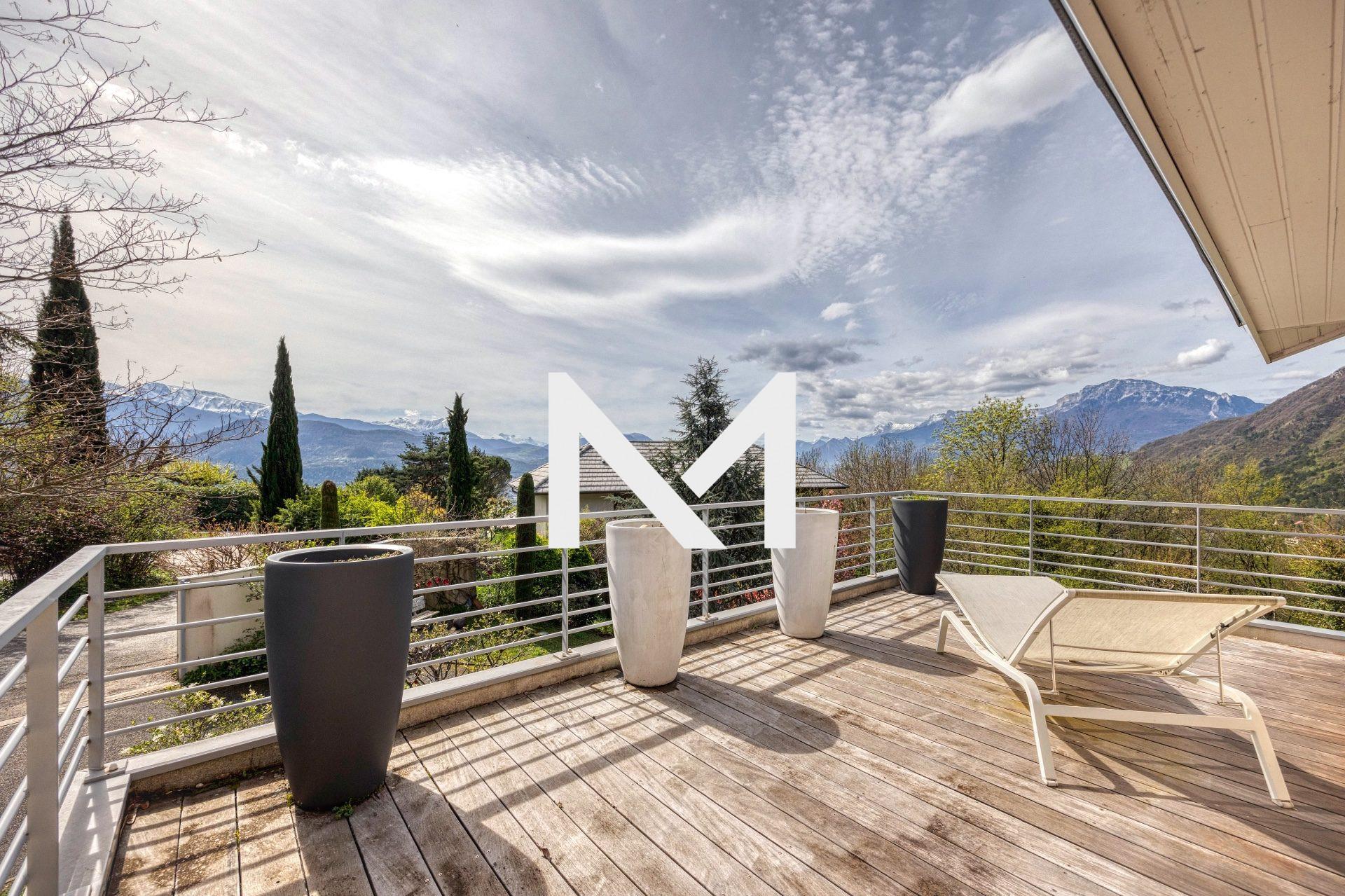 CORENC, Villa contemporaine idéalement située - Photo 3