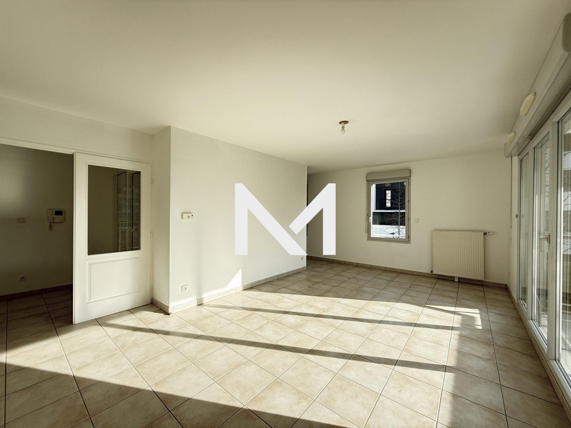 MEYLAN - APPARTEMENT 3 PIÈCES - Photo 2