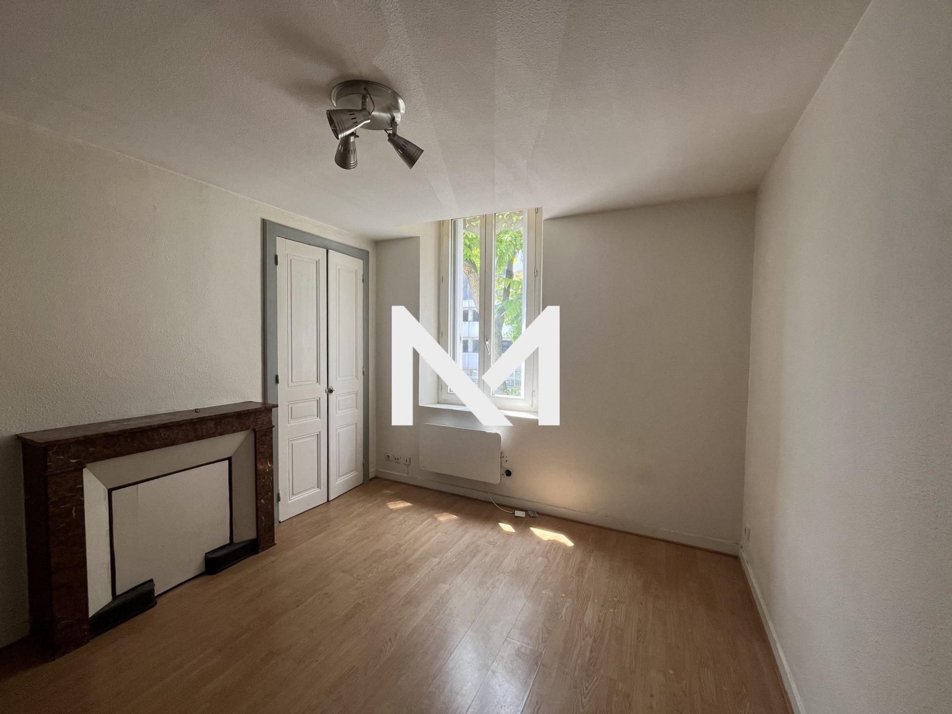GRENOBLE - MUTUALISTE - A RAFFRAICHIR - T3 - FAIBLES CHARGES - Photo 2