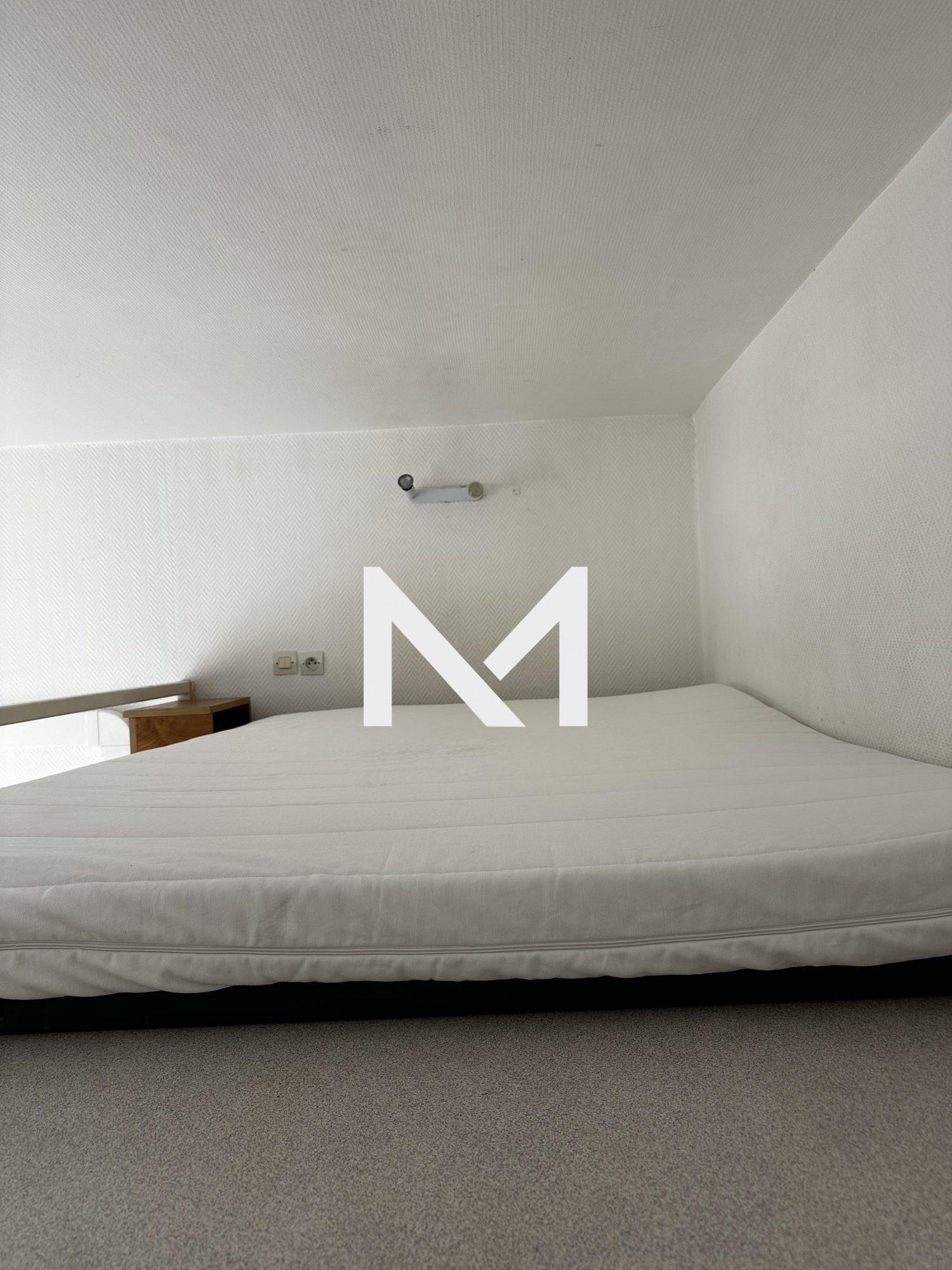 HYPER CENTRE - STUDIO MEUBLE AVEC BALCON - Photo 6