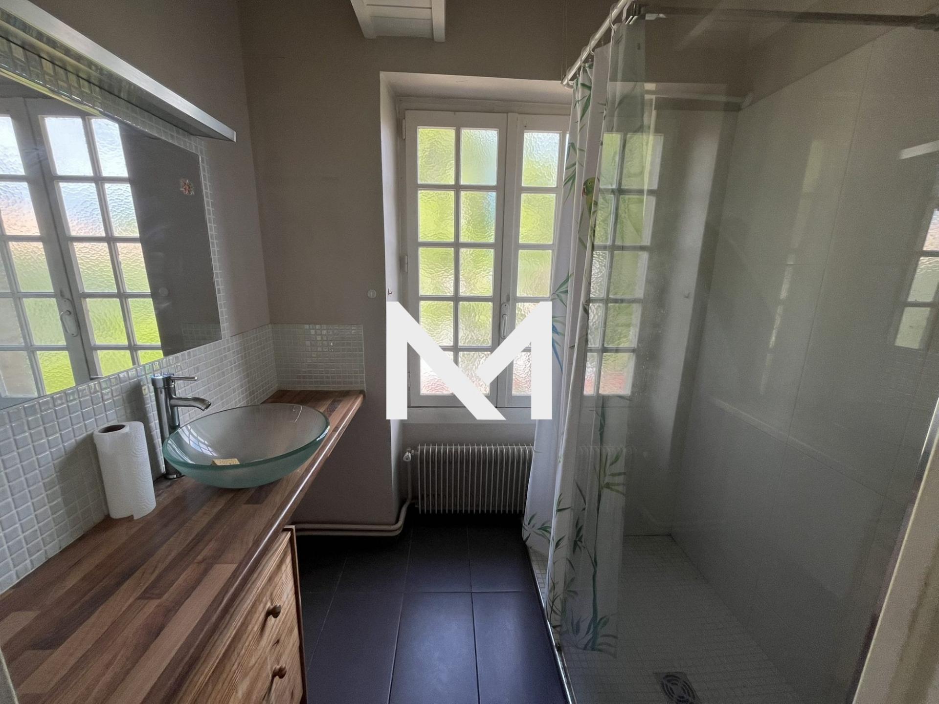 MAISON DE VILLE EN PIERRE A RENOVER - Photo 8