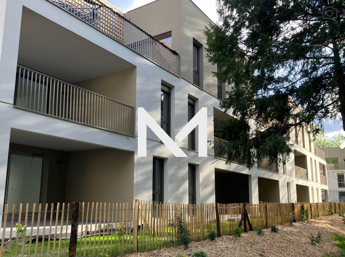 CLAIX - CLOS GARDEN - T3 AVEC TERRASSE OUEST ET GARAGE - Photo 1