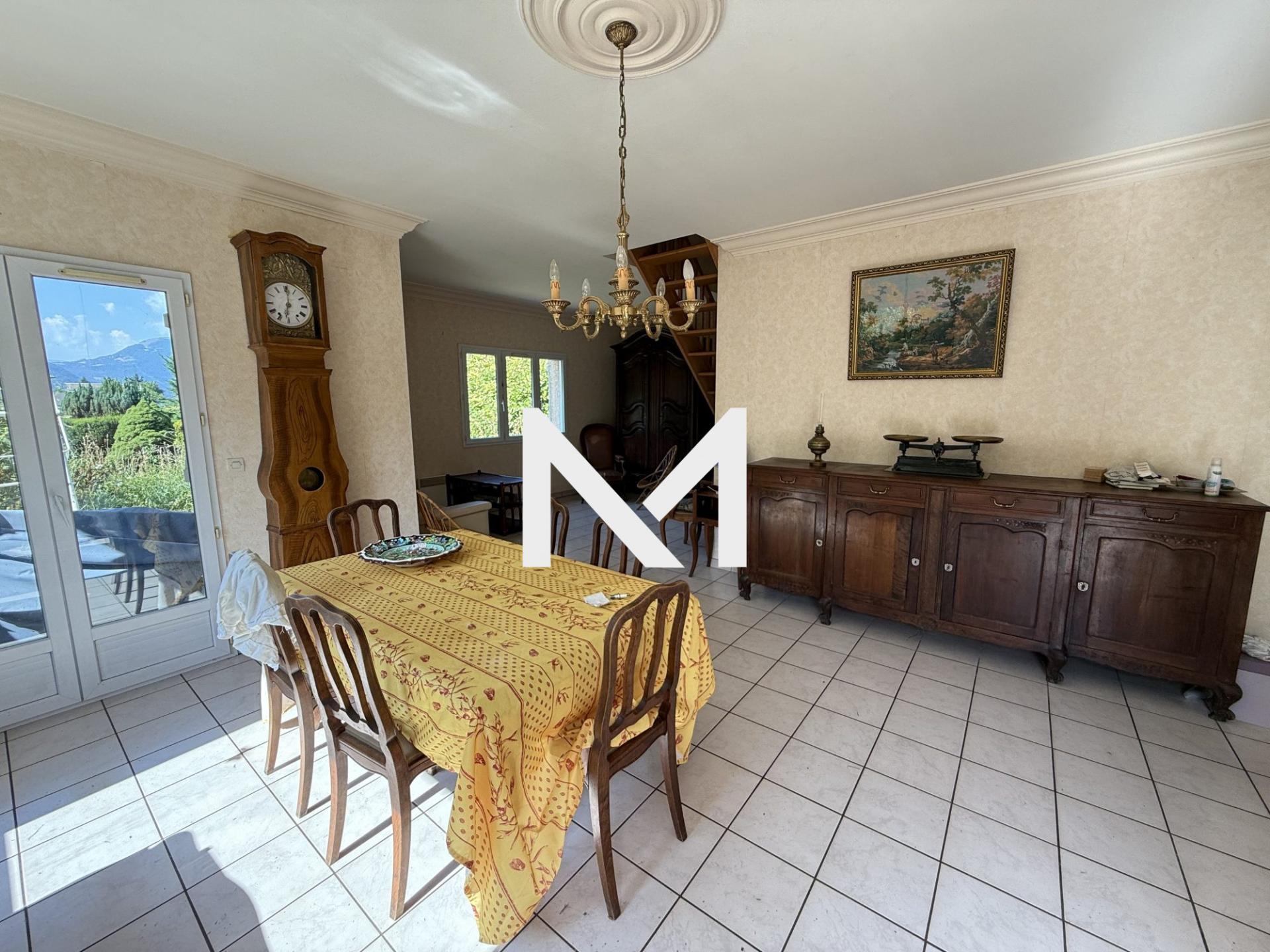 Vaulnaveys-le-Haut - Maison à rénover - Super emplacement - Photo 2