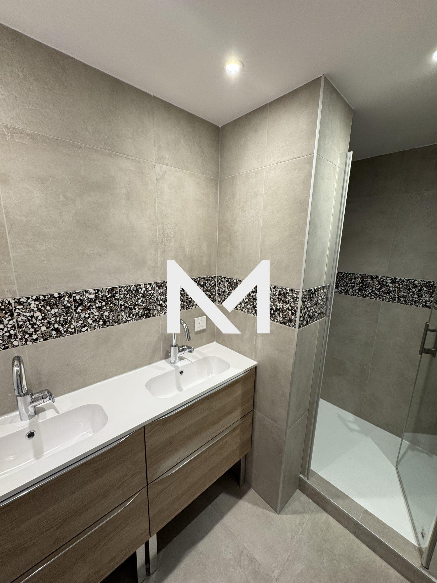 GRENOBLE SAINT JOSEPH - ETAGE ELEVE - 4 CHAMBRES - Photo 6