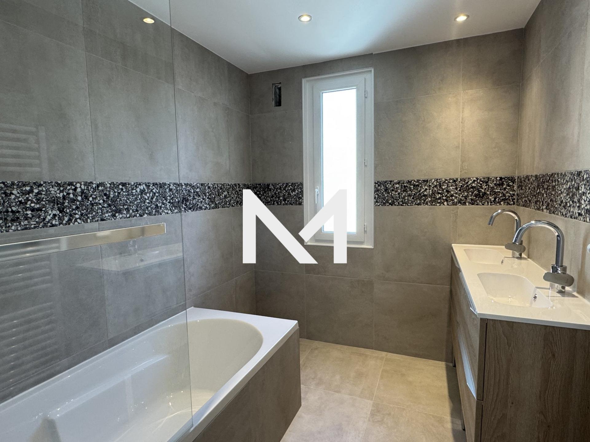 GRENOBLE SAINT JOSEPH - ETAGE ELEVE - 4 CHAMBRES - Photo 5