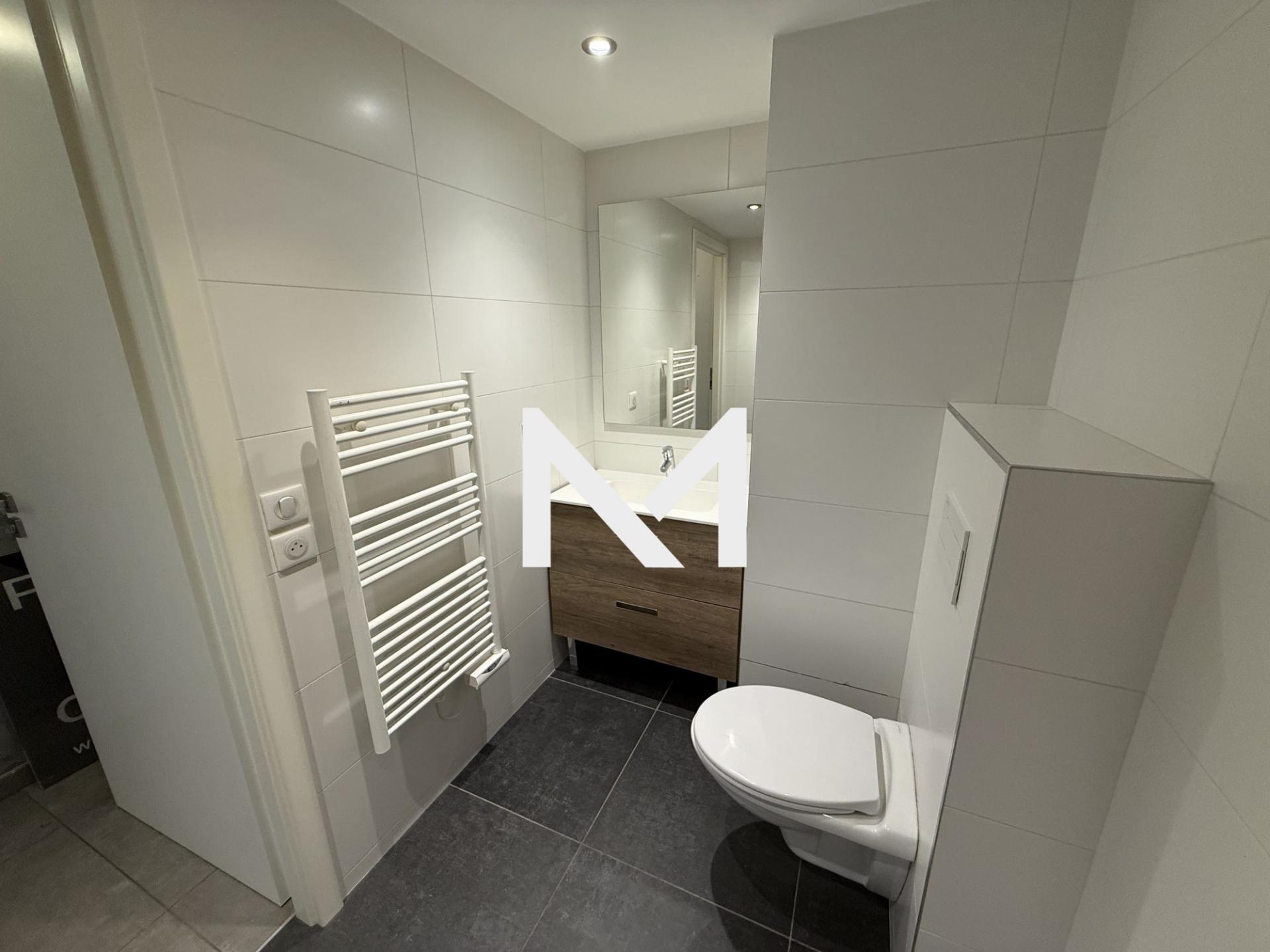 CORENC - ROUTE DE CHARTREUSE LE FERDINAND - T2 avec Jardin et Garage - Photo 6