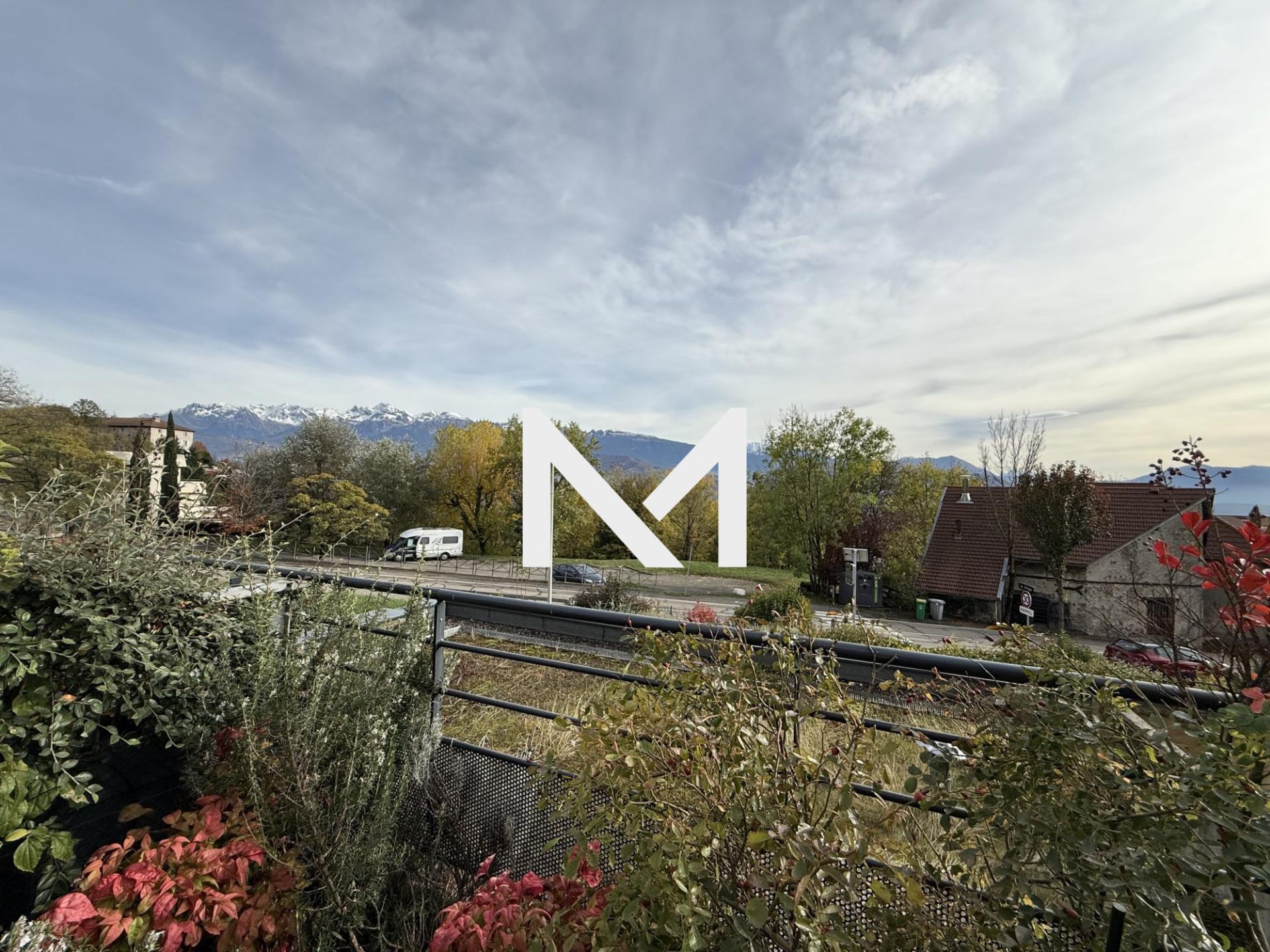 CORENC - ROUTE DE CHARTREUSE LE FERDINAND - T2 avec Jardin et Garage - Photo 9