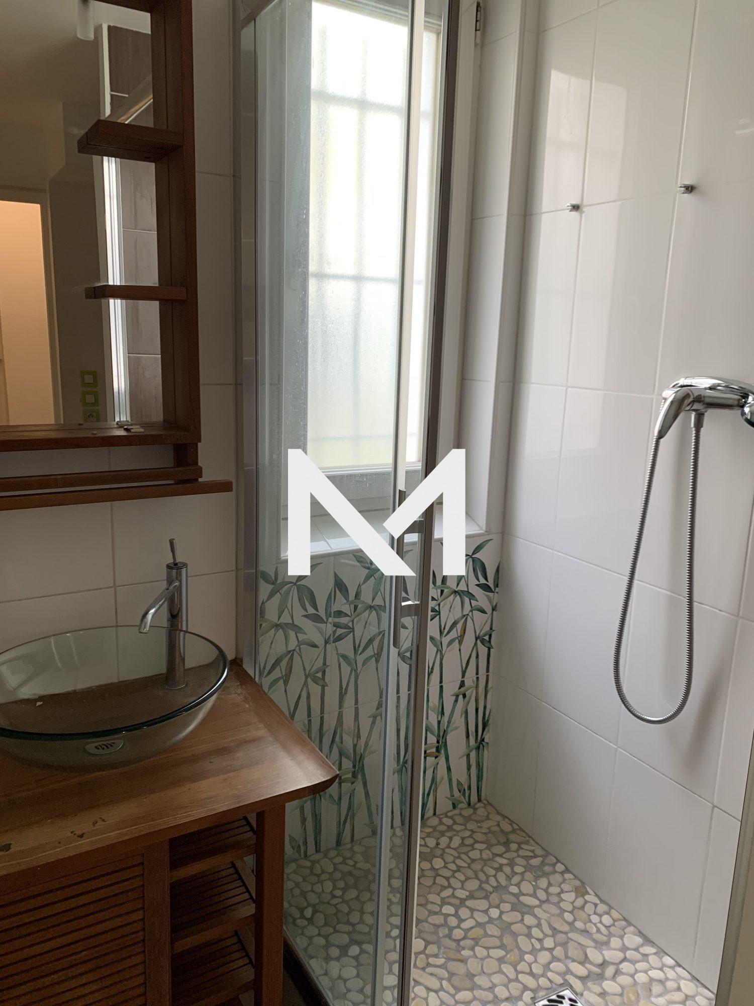 GRENOBLE - T3 LOUE - CALME - STATIONNEMENT - Photo 8