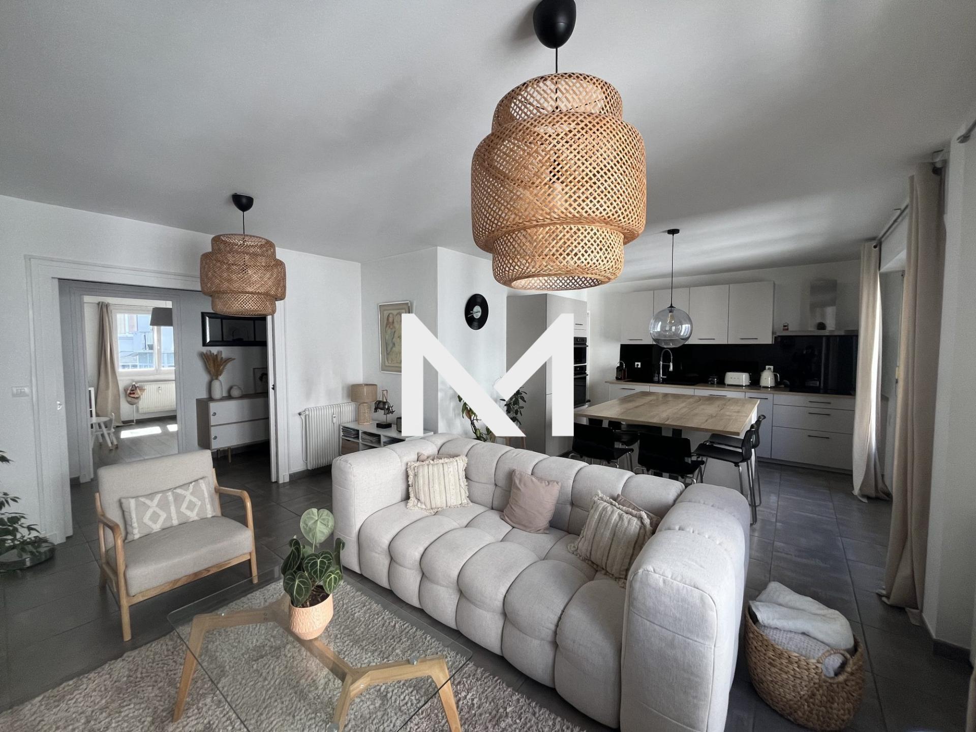 T4 AVEC BALCONS - ASCENSEUR - AIGLE/FOCH - Photo 1