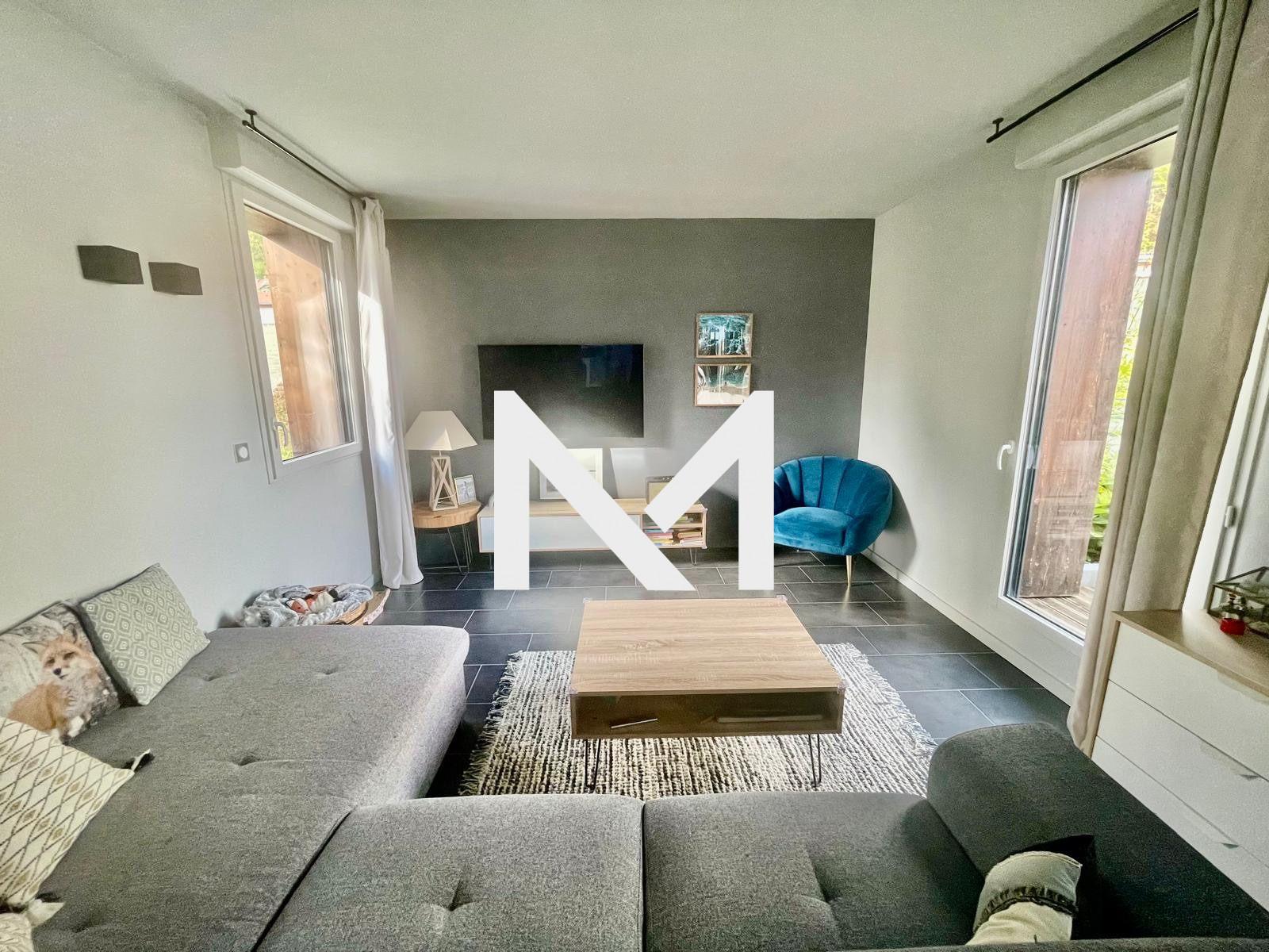 CORENC - TERRASSE DE 160 m² - STATIONNEMENTS - Photo 3