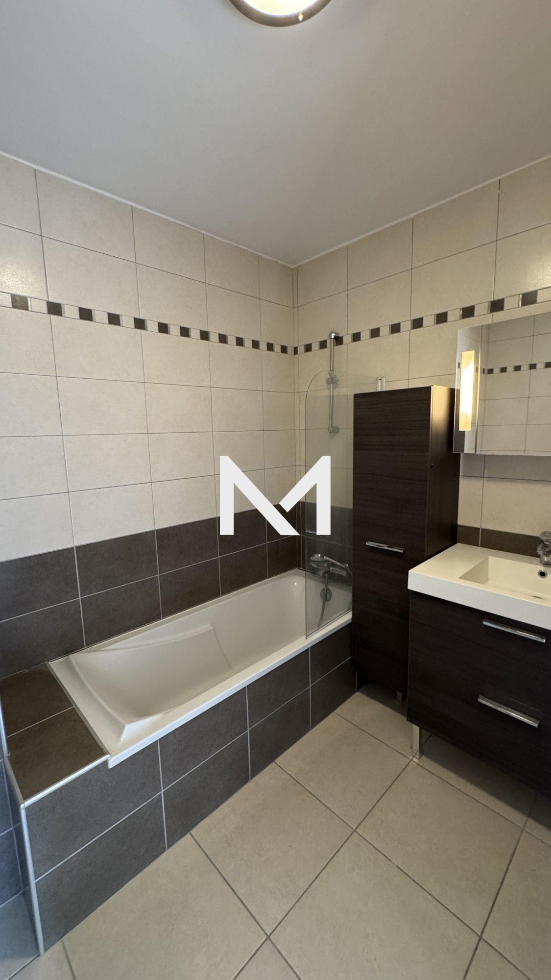 VICTOR HUGO BERRIAT DERNIER ETAGE DUPLEX AVEC TERRASSES - Photo 6