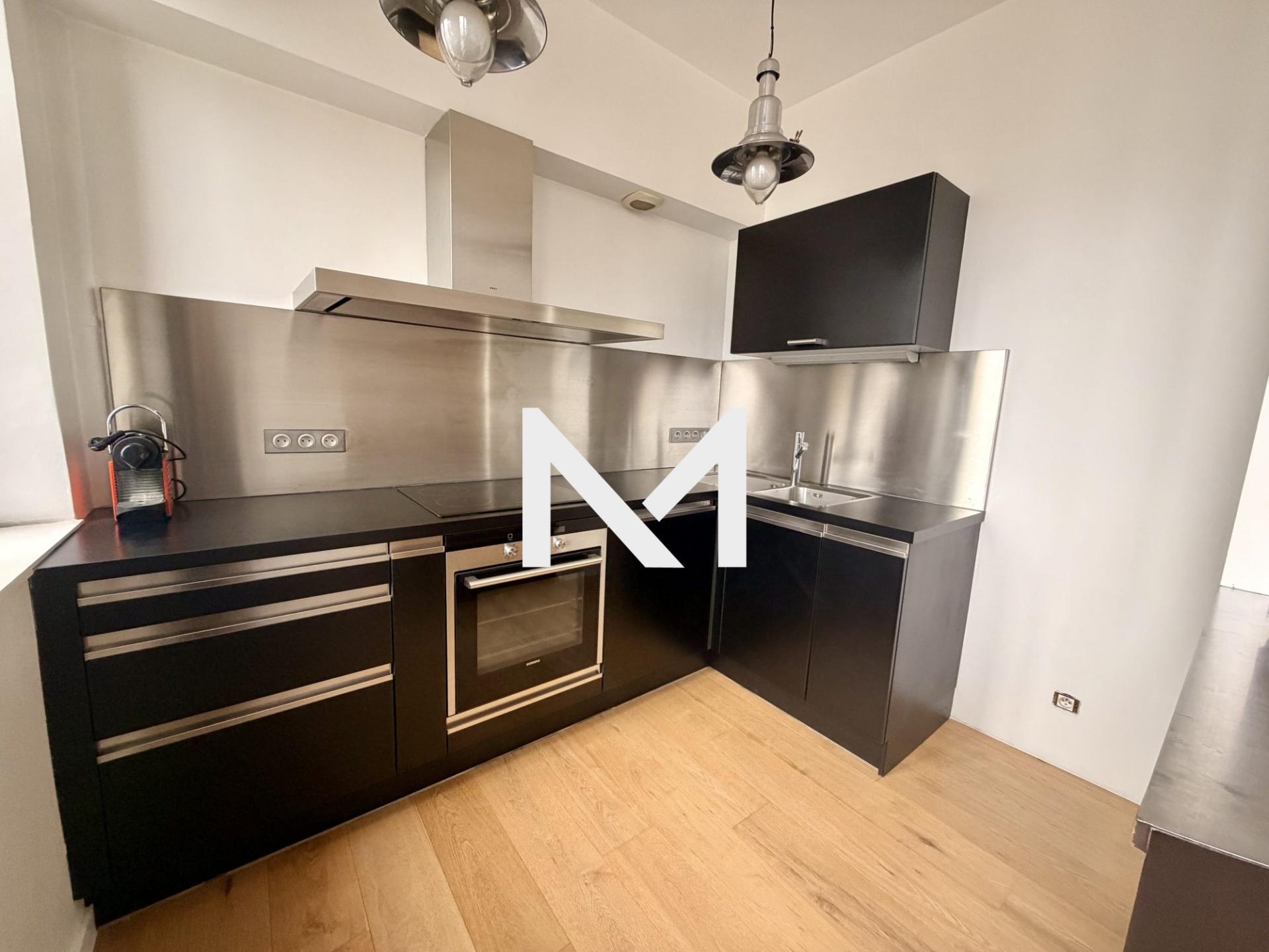 HYPER CENTRE - RUE MARECHAL DODE - GRAND T3 A LOUER - Photo 1