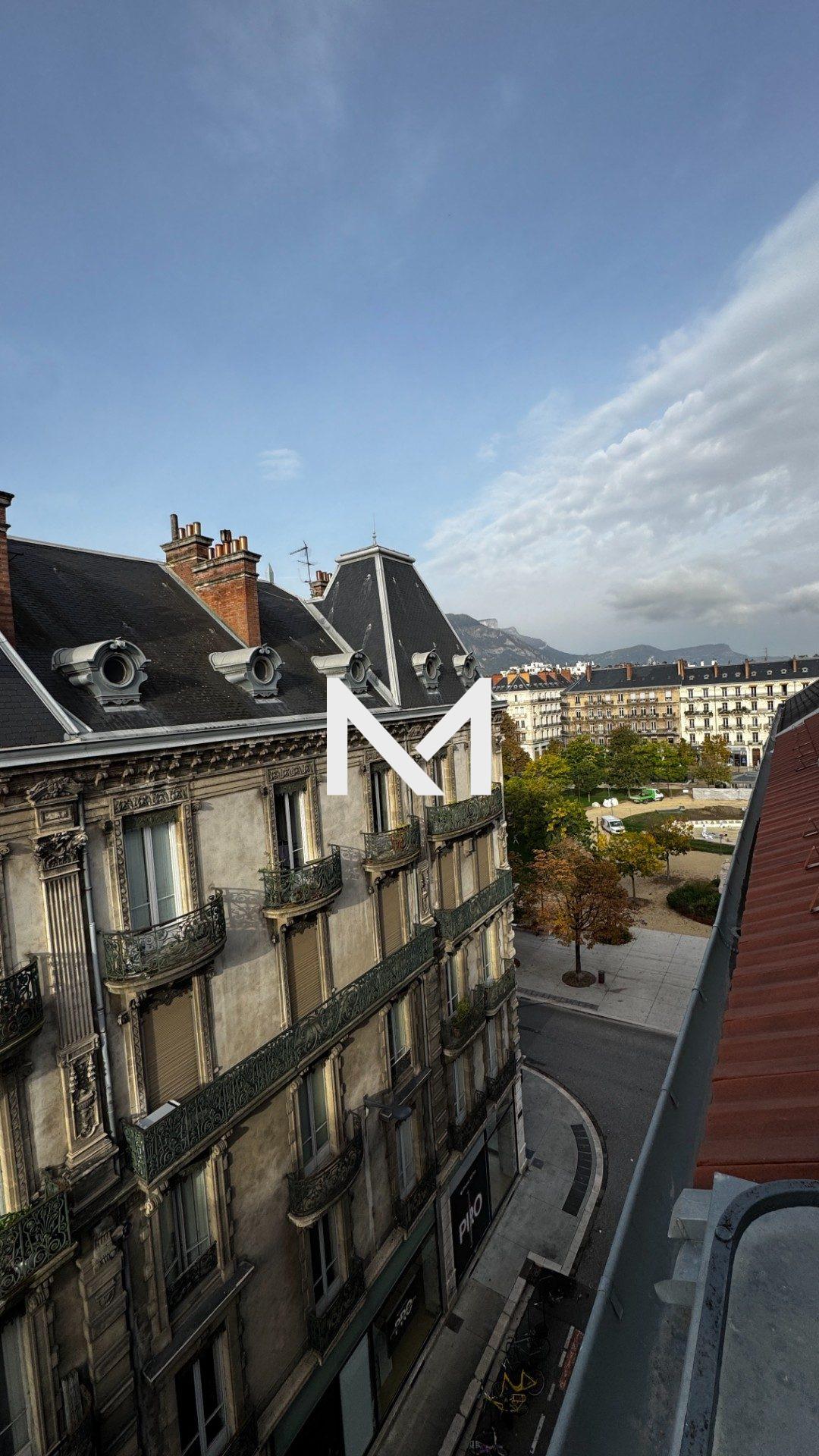 GRENOBLE VICTOR HUGO - T3 DUPLEX - CHARME - Photo 12