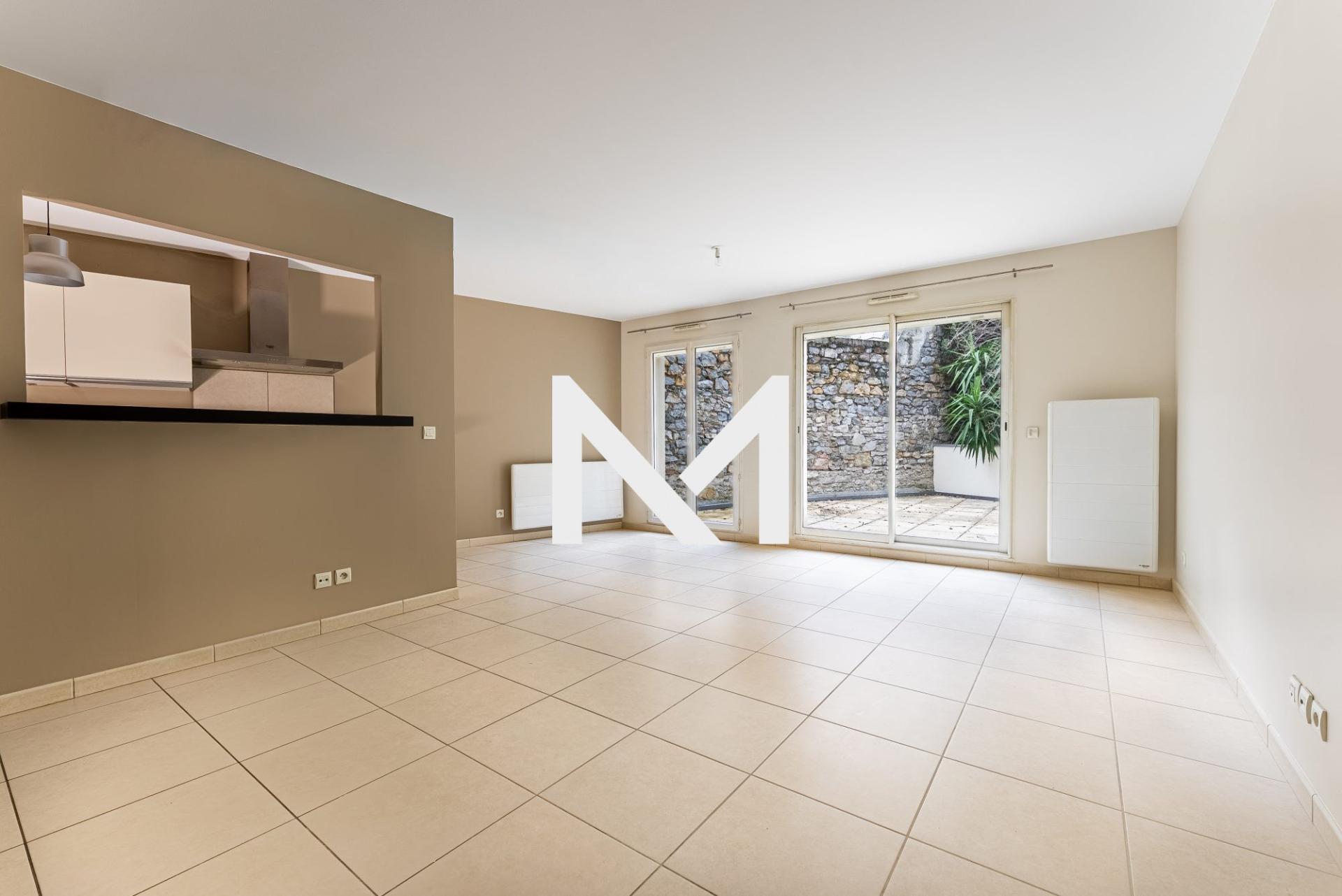 GRENOBLE VICTOR HUGO BERRIAT T4 AVEC TERRASSE - Photo 2