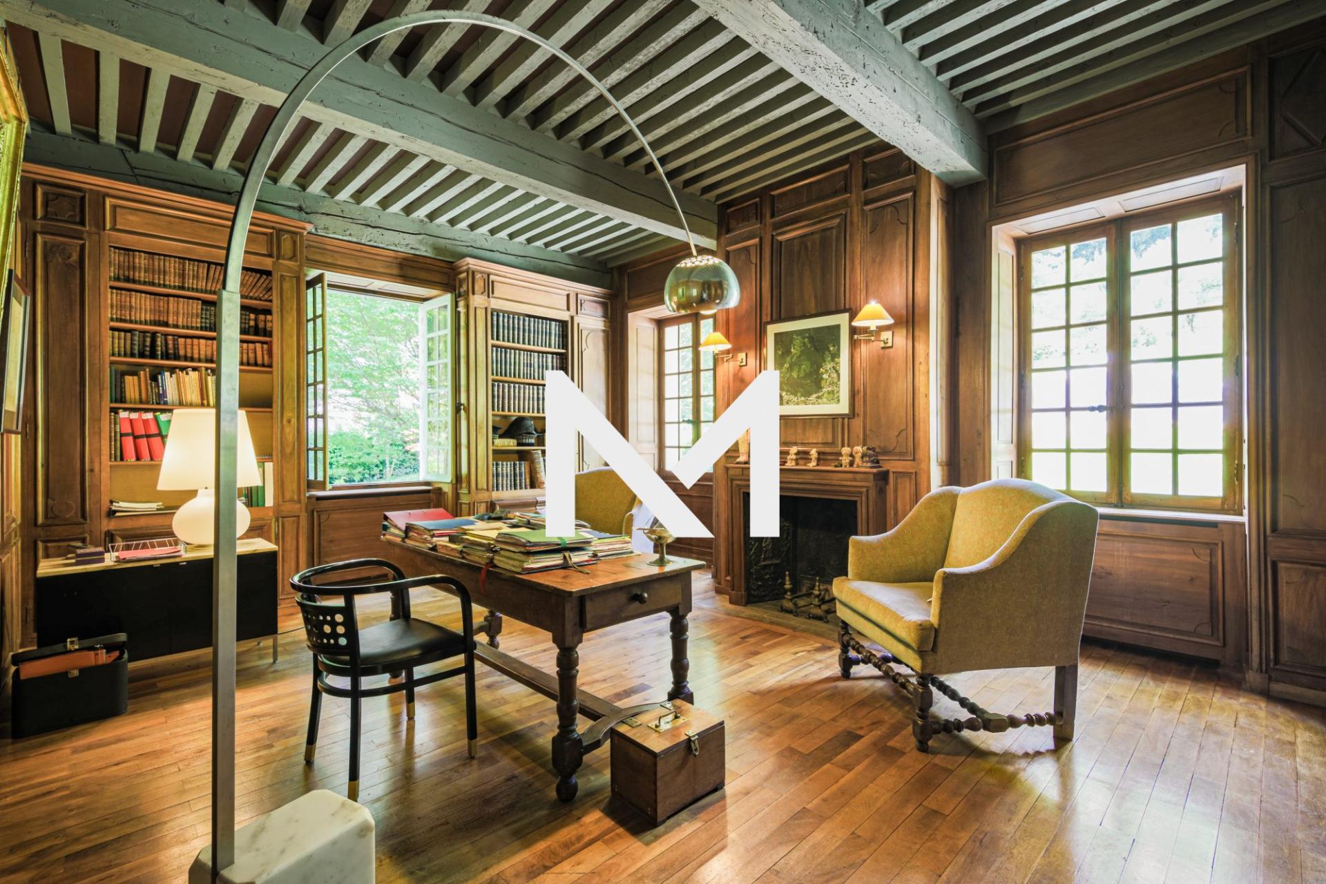 MAISON DE MAITRE AVEC PARC - NOYAREY - Photo 4