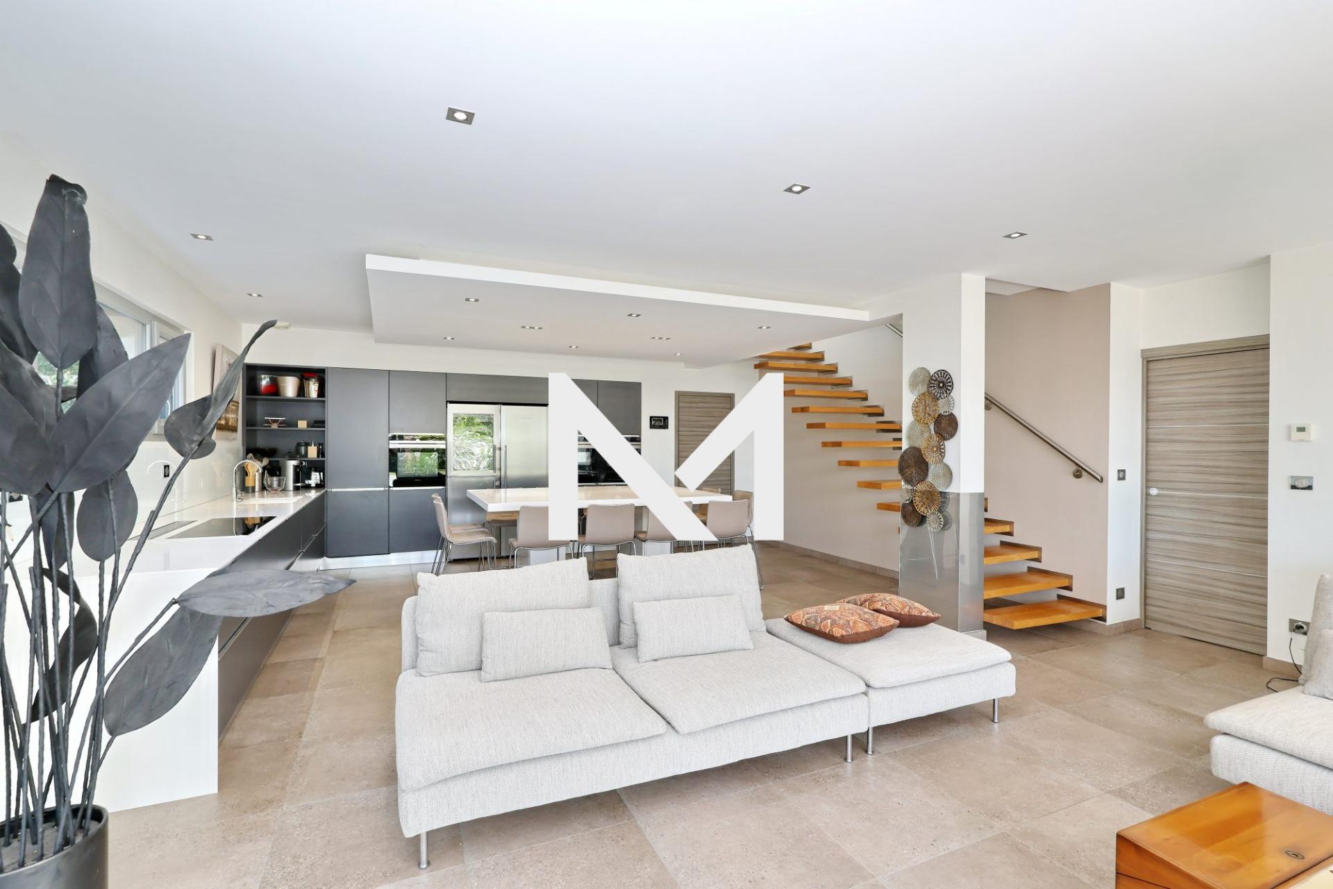 LA TRONCHE MAUBEC VILLA COMTEMPORAINE - Photo 2