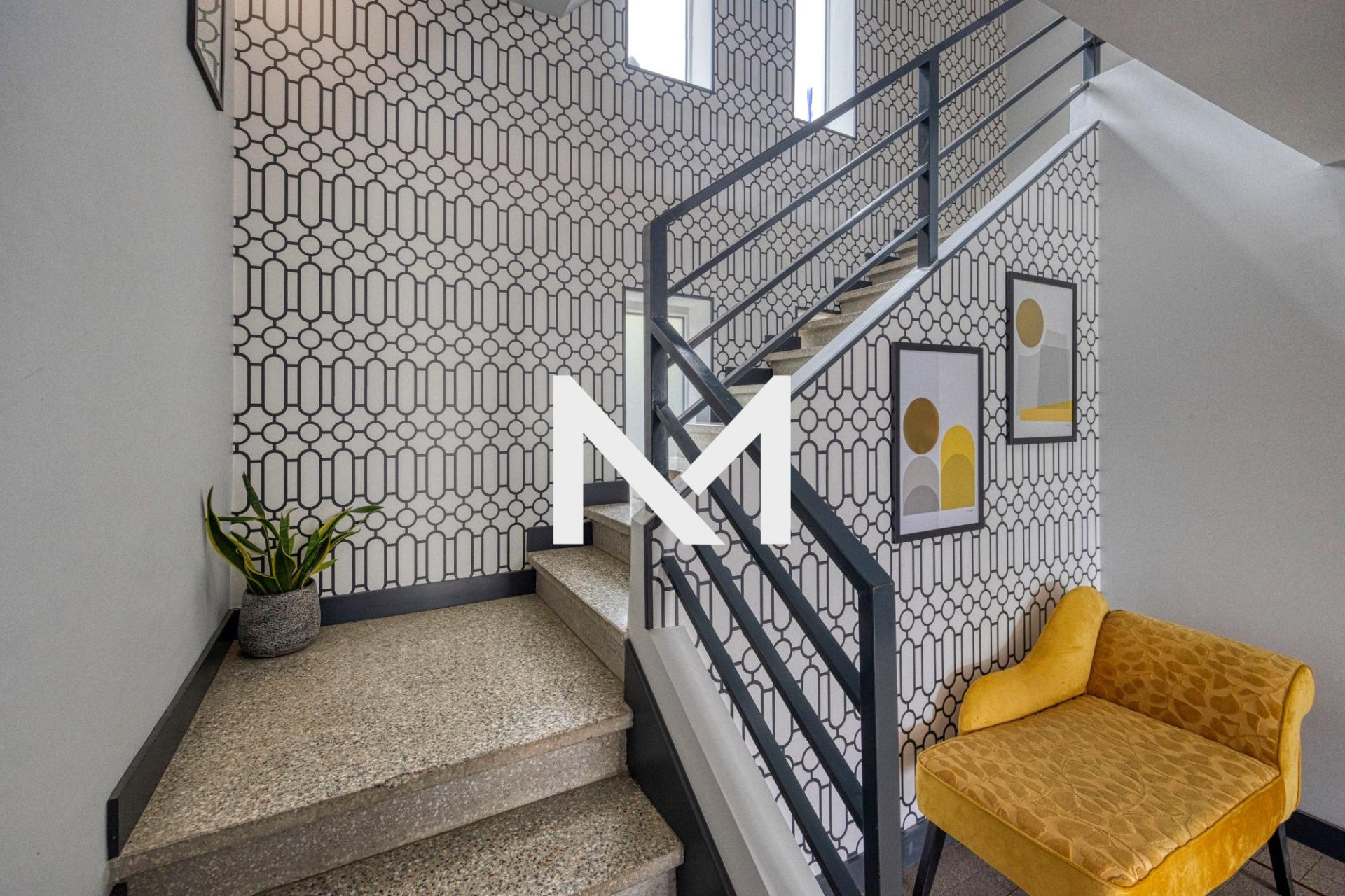 MAISON FAMILLIALE AVEC PISCINE - Photo 17