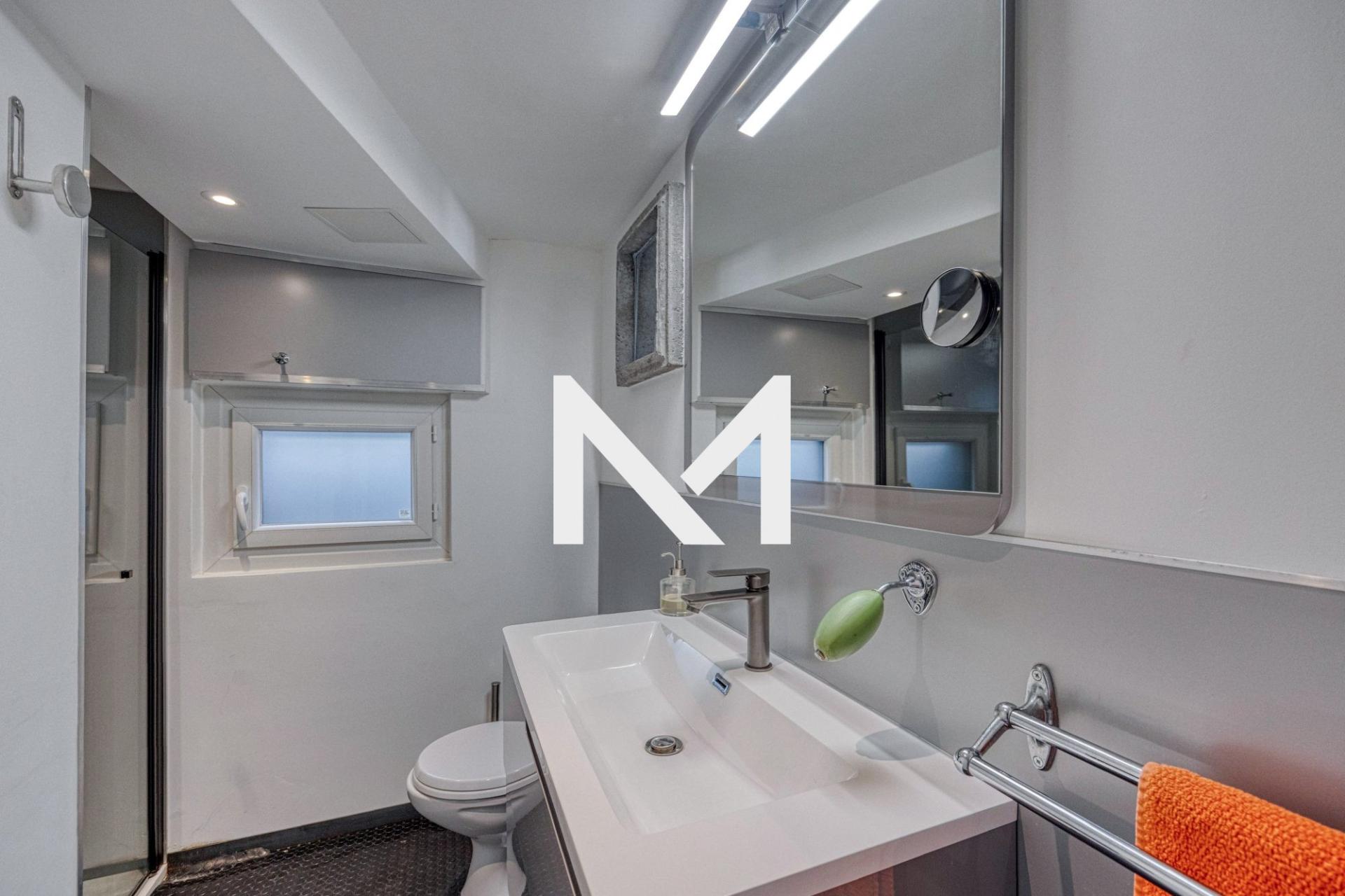 MAISON FAMILLIALE AVEC PISCINE - Photo 19