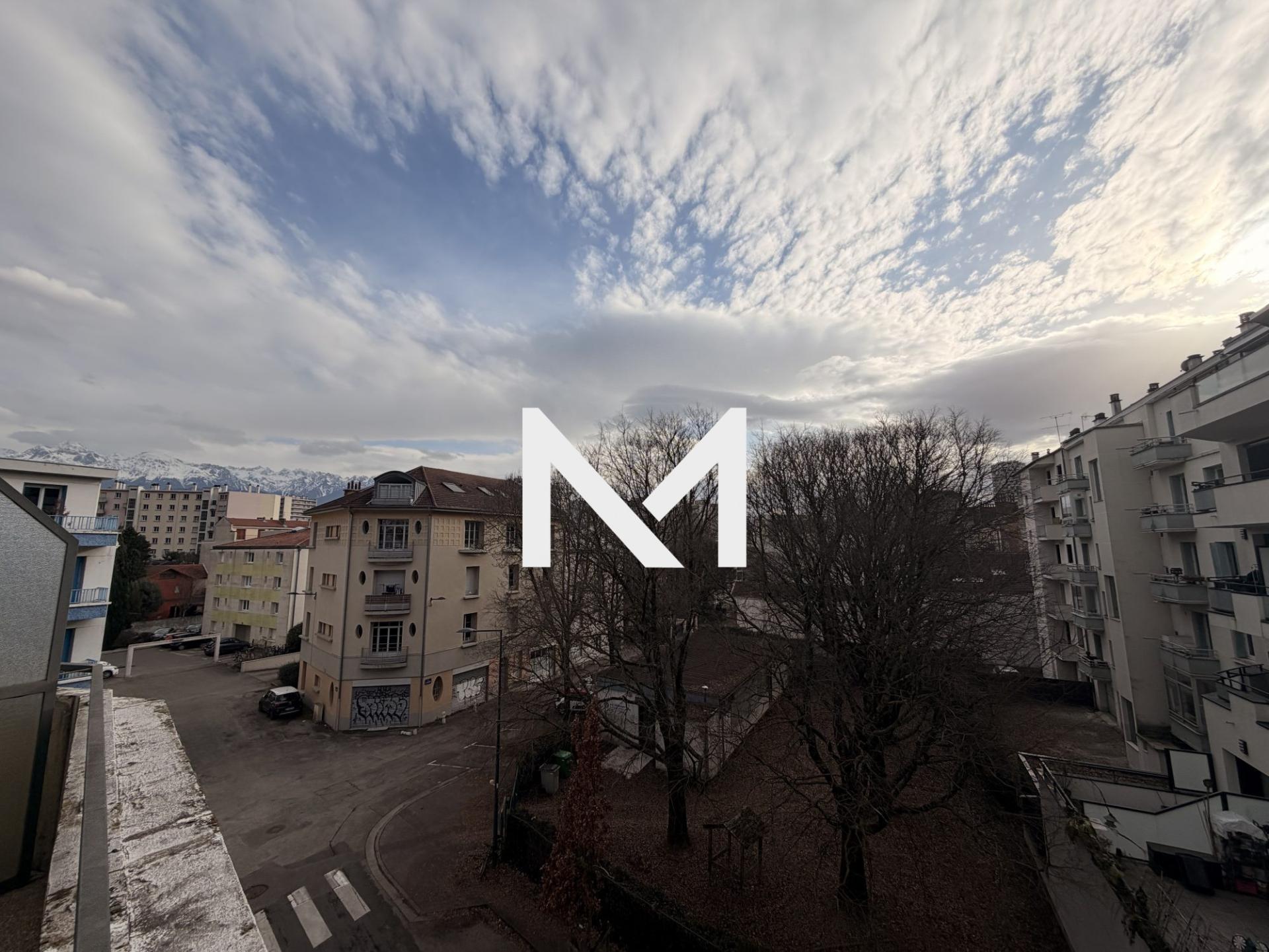 ILE VERTE - 4 P+C avec cuisine équipée et Garage - Photo 8