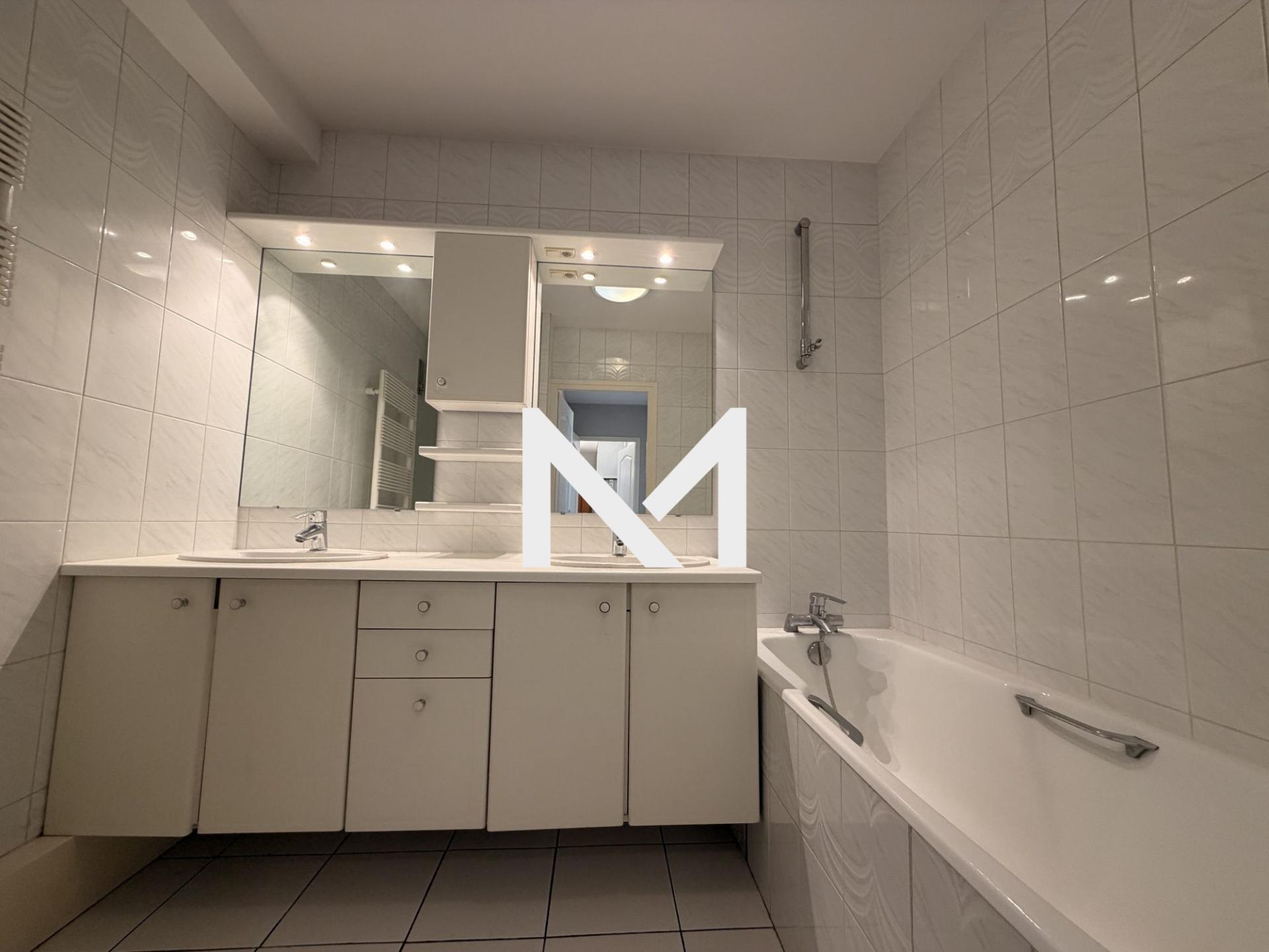 ILE VERTE - 4 P+C avec cuisine équipée et Garage - Photo 7