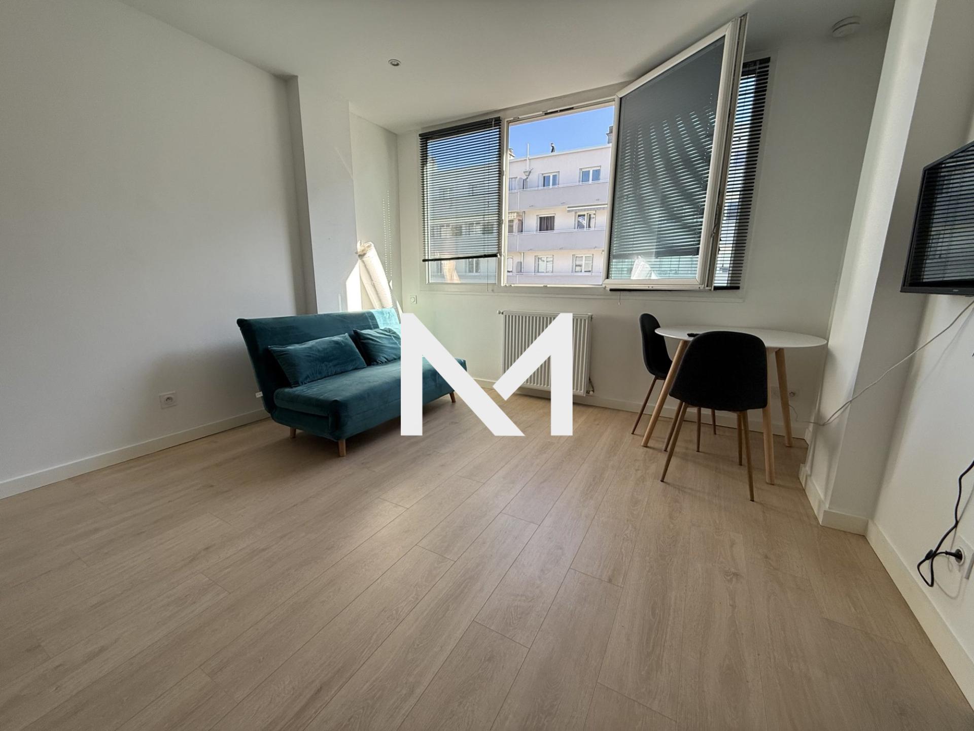 GRENOBLE - 8 RUE GENERAL FERRIE - STUDIO NEUF MEUBLE - Photo 3