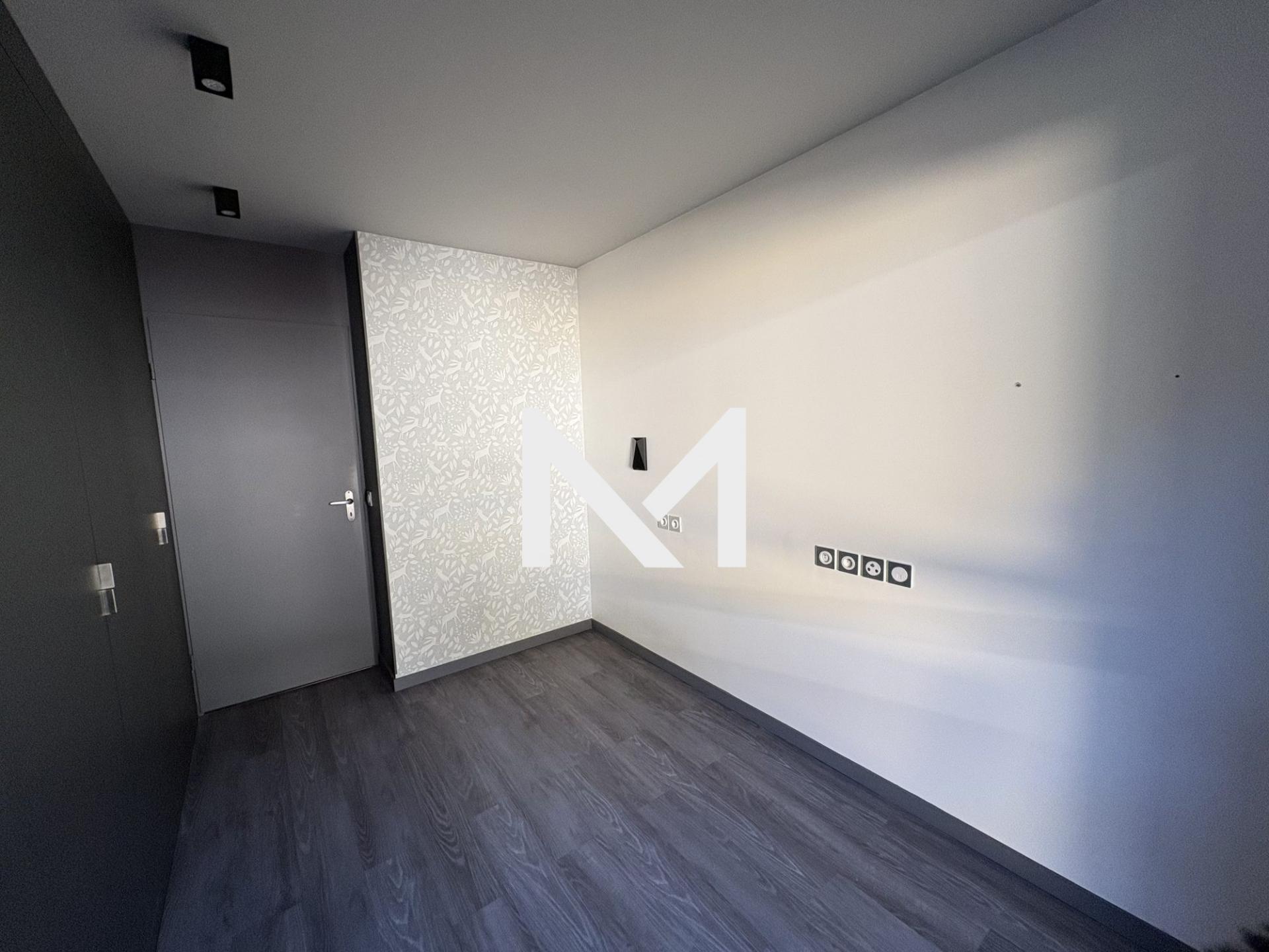 CORENC - "Maison sur le toit" - T3 avec vue exceptionnelle - Photo 13