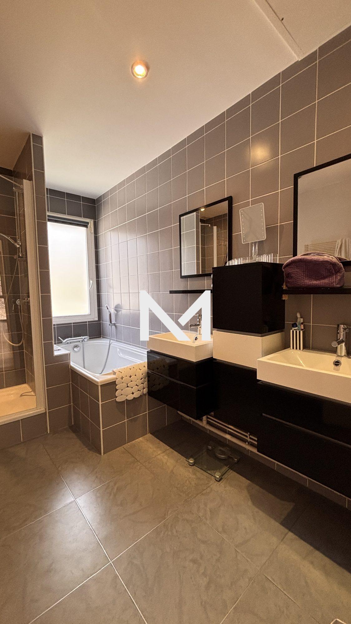 VILLA PISCINE SAINT MARTIN LE VINOUX - Photo 11