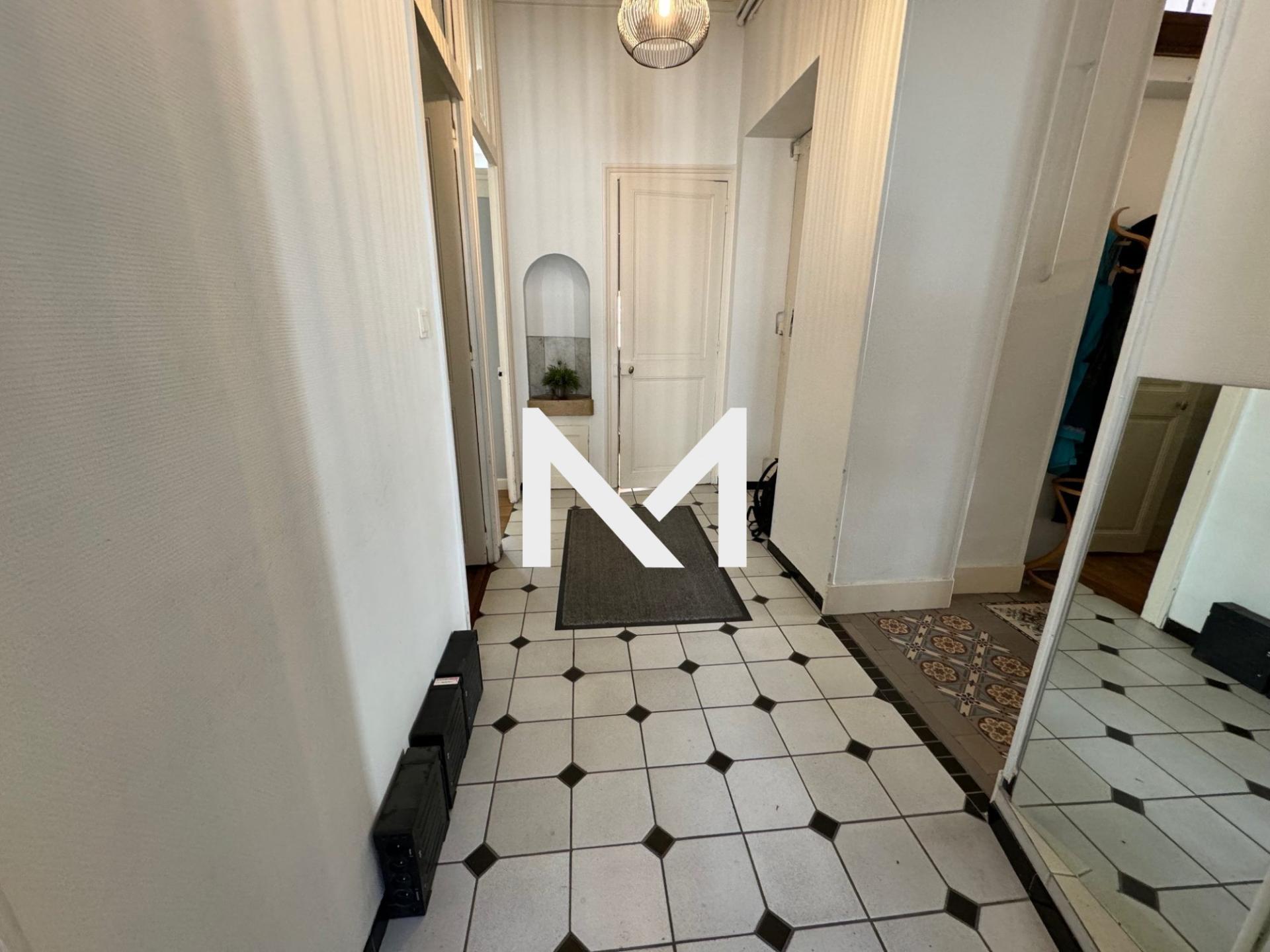 GRENOBLE - PLACE SAINTE CLAIRE- BUREAUX - 2 PORTES PALIERES - Photo 8