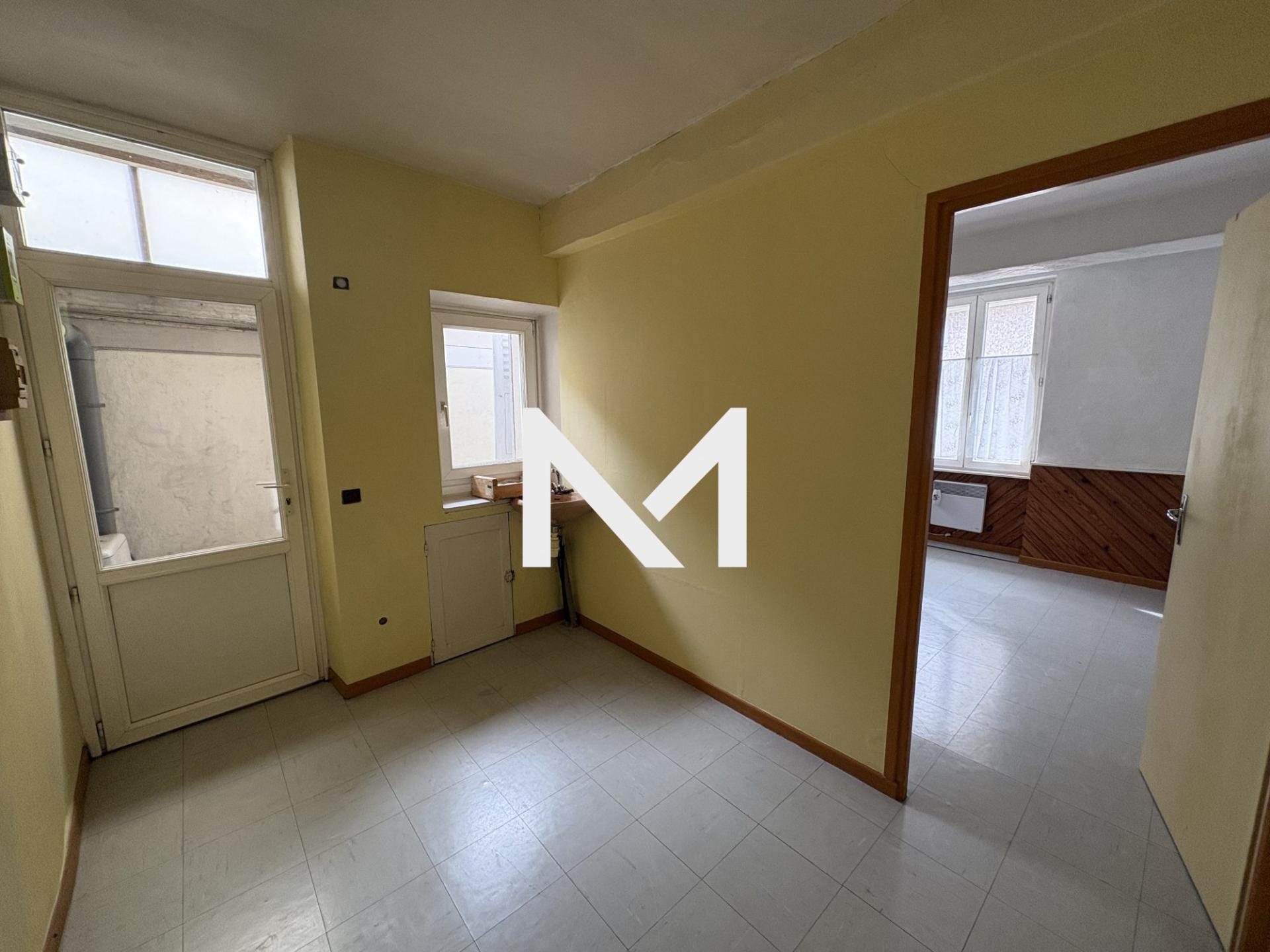 LA TRONCHE - MAISON DE VILLAGE A RENOVER - Photo 5