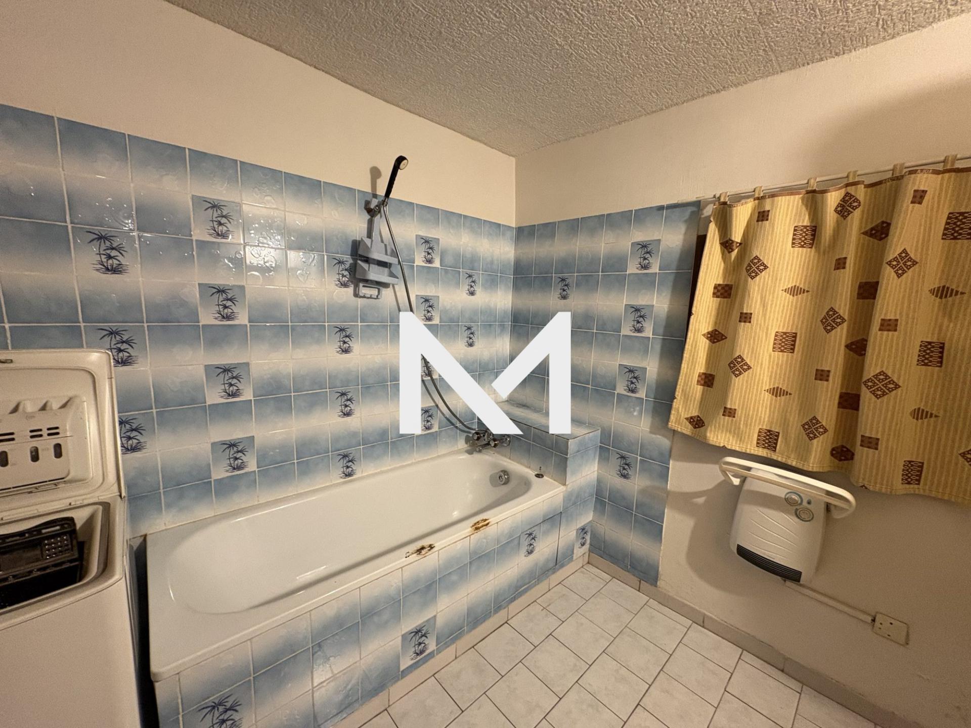 LA TRONCHE - MAISON DE VILLAGE A RENOVER - Photo 8