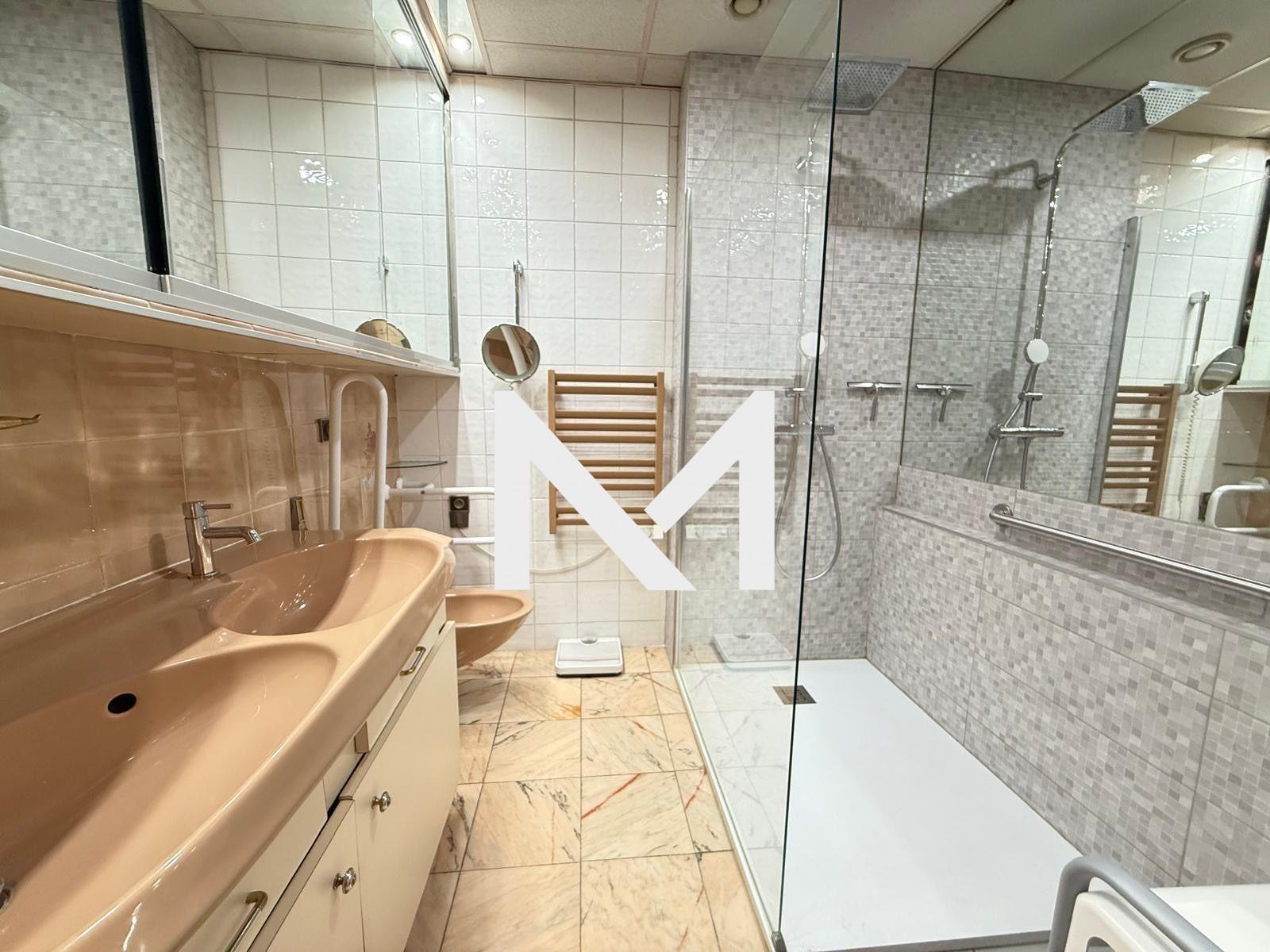 GRAND T2 (POSS T3) - ETAGE ELEVE - BALCON SUD - POSS GARAGE - Photo 8