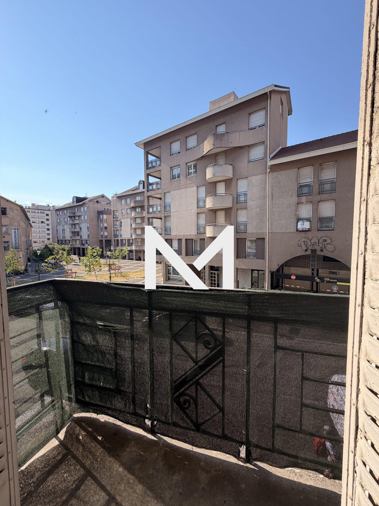 GRENOBLE - 30 RUE NICOLAS CHORIER - GRAND STUDIO AVEC BALCON - Photo 2