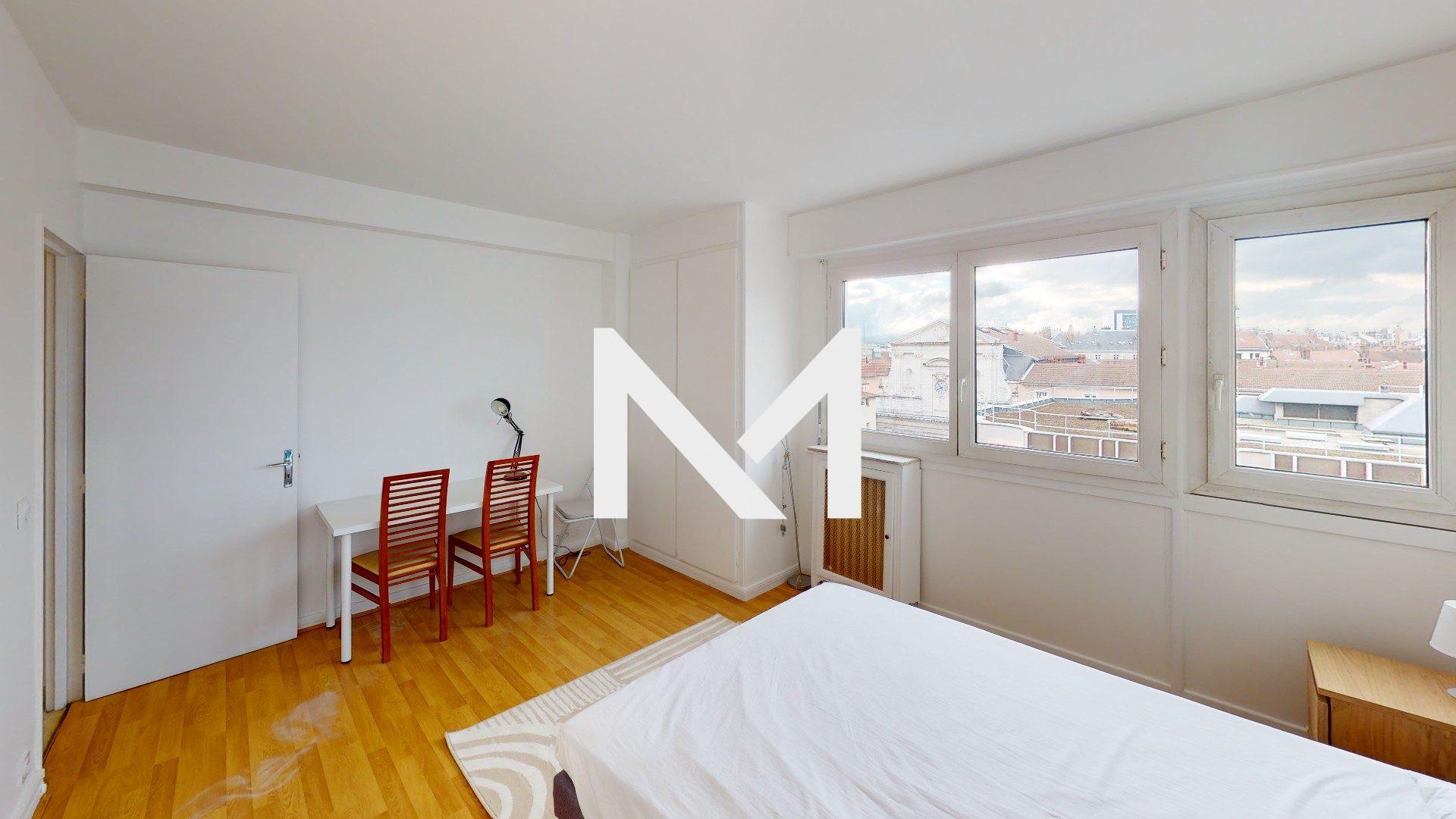 GRENOBLE-PLACE SAINT CLAIRE - GRAND T3 MEUBLE TOUT INCLUS - Photo 6