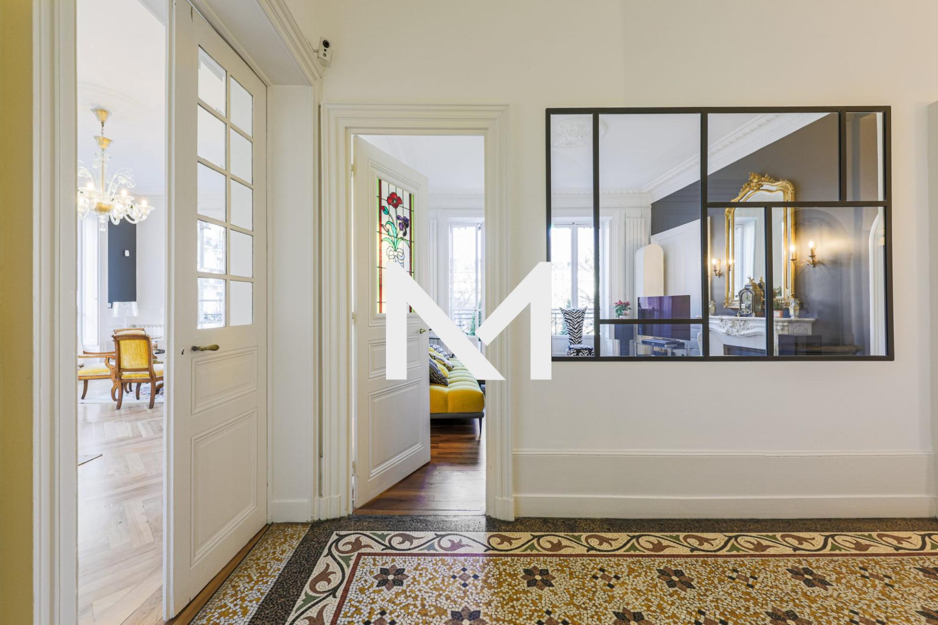 PLACE VICTOR HUGO - 5 CHAMBRES - POSS GARAGE - Photo 2