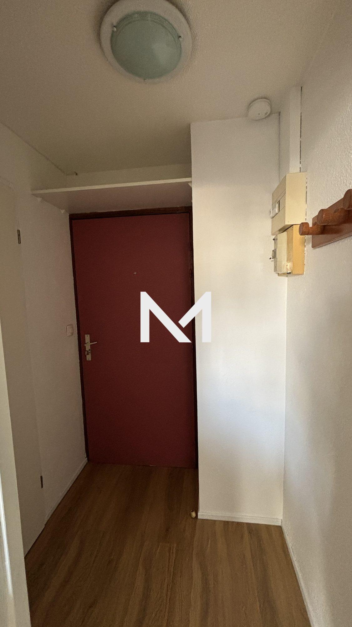 Lot de 6 studios meublés et 3 stationnements - Photo 6