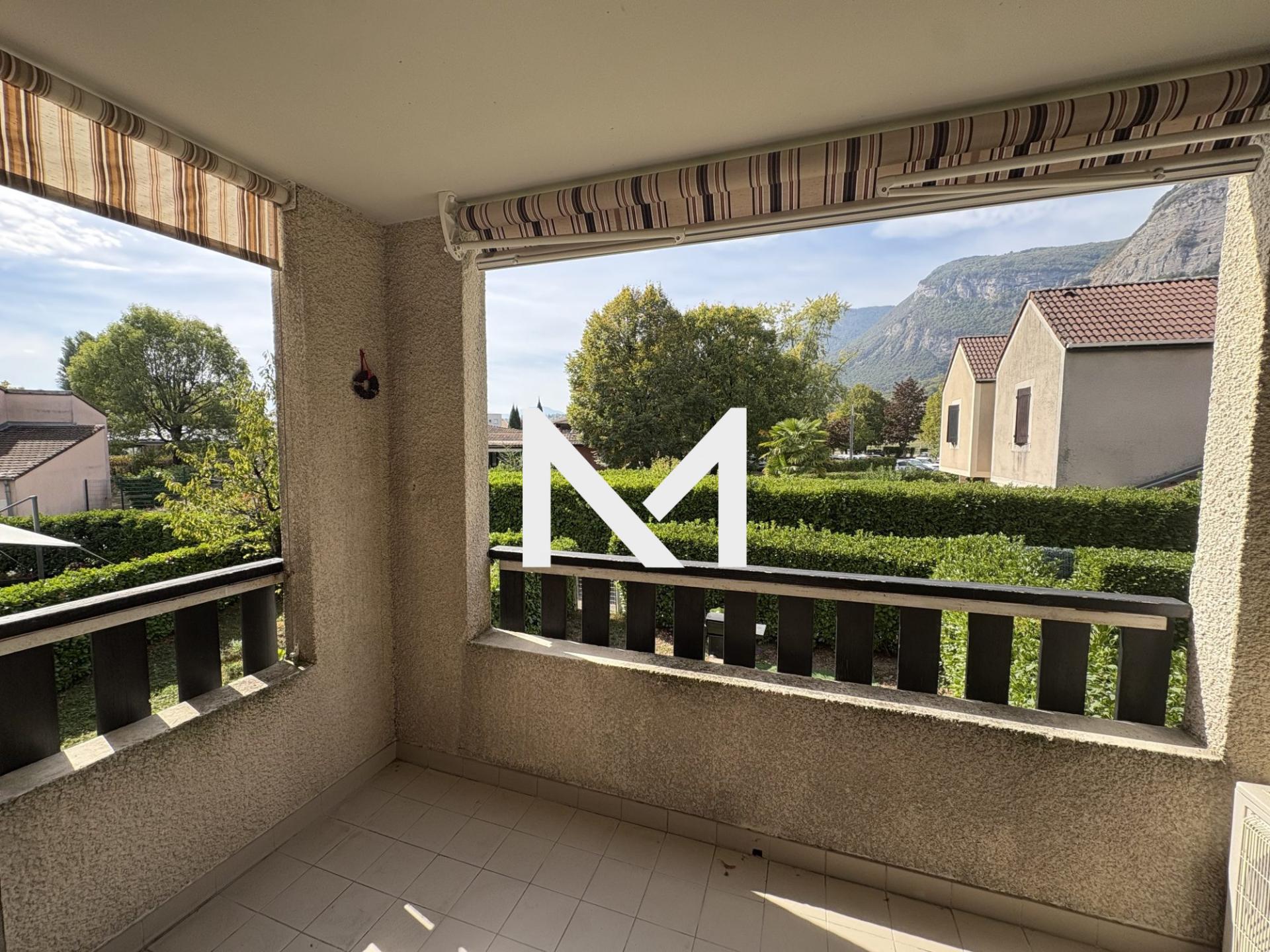 CROLLES - T3 - BALCON - CLIMATISATION - GARAGE - Photo 1
