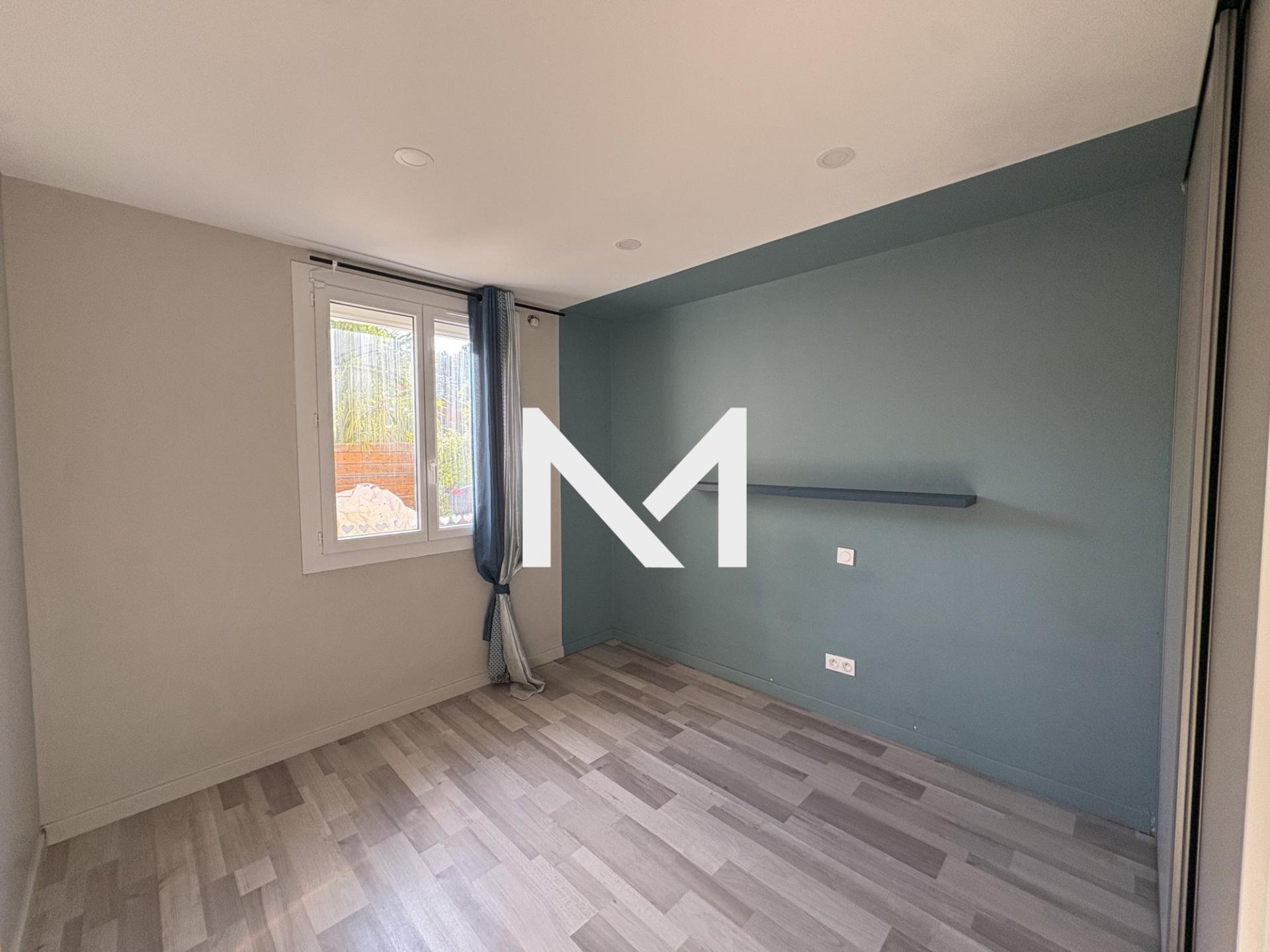 CLAIX - T2 - RENOVÉ - CLIM - GARAGE - Photo 5