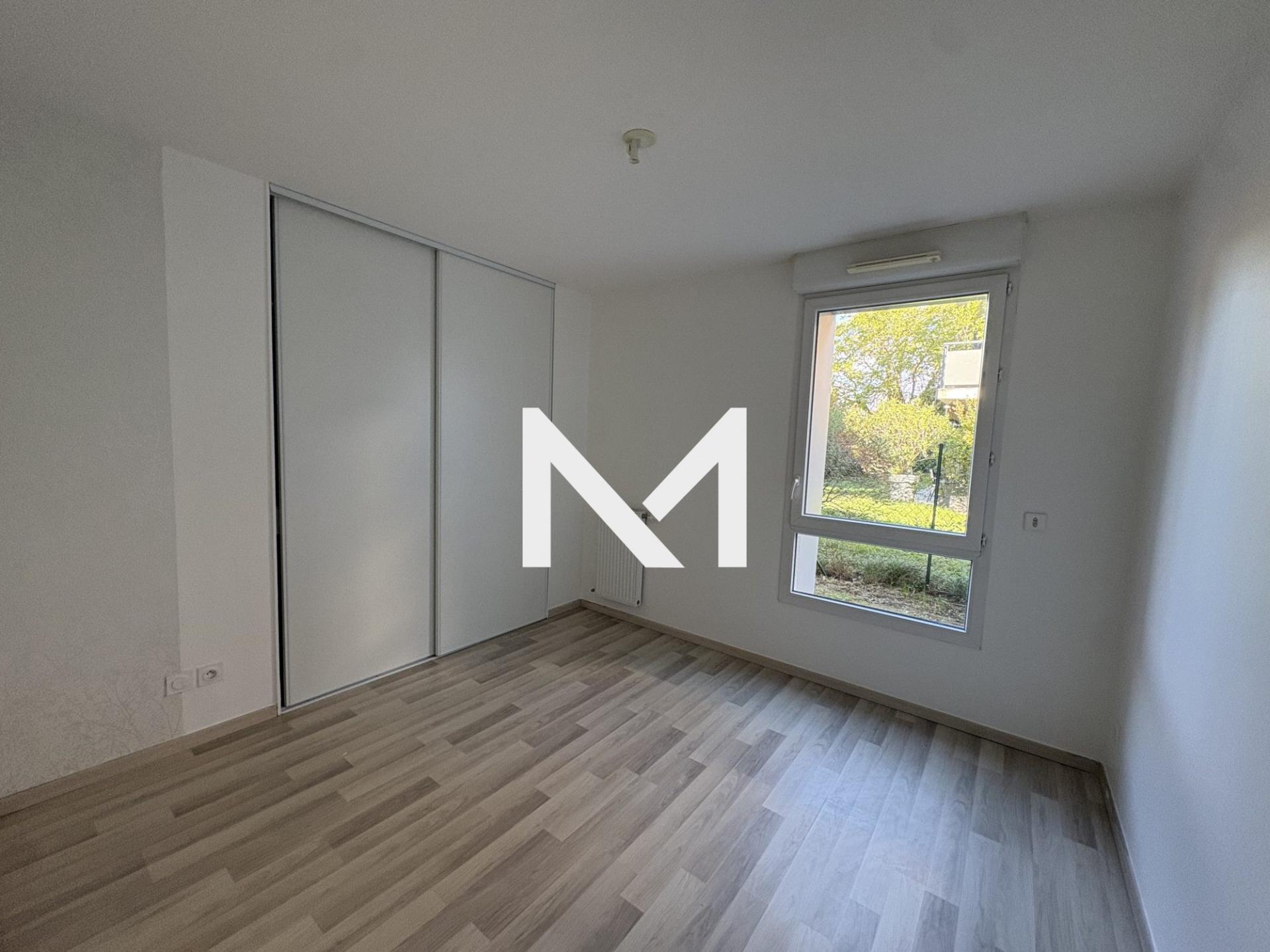 REZ DE JARDIN - RESIDENCE RECENTE - 2 CHAMBRES - Photo 5