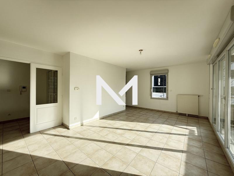 MEYLAN - APPARTEMENT 3 PIÈCES - Photo 2