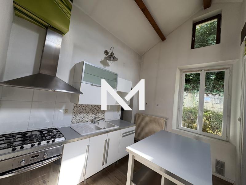 Coublevie - Maison avec terrasse - sans vis à vis - a rénover - Photo 5